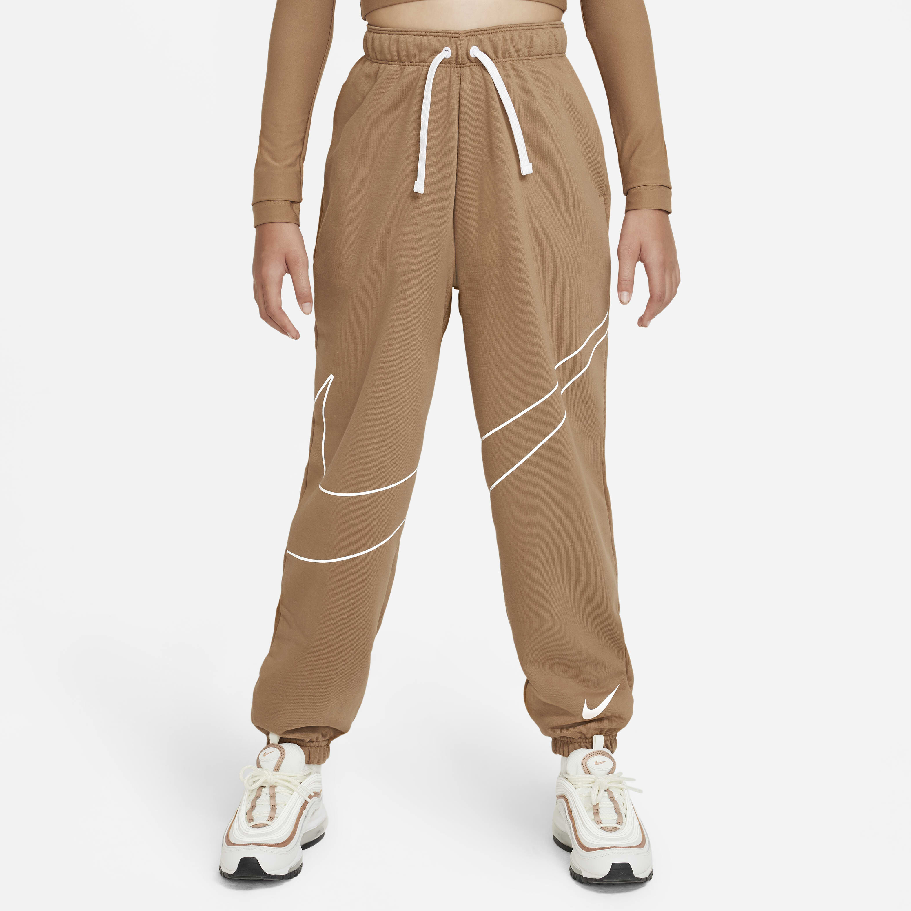 نايكي سبورتسوير image number 0