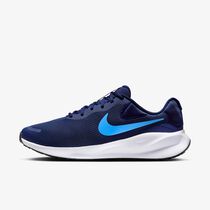 Nike Revolution 7