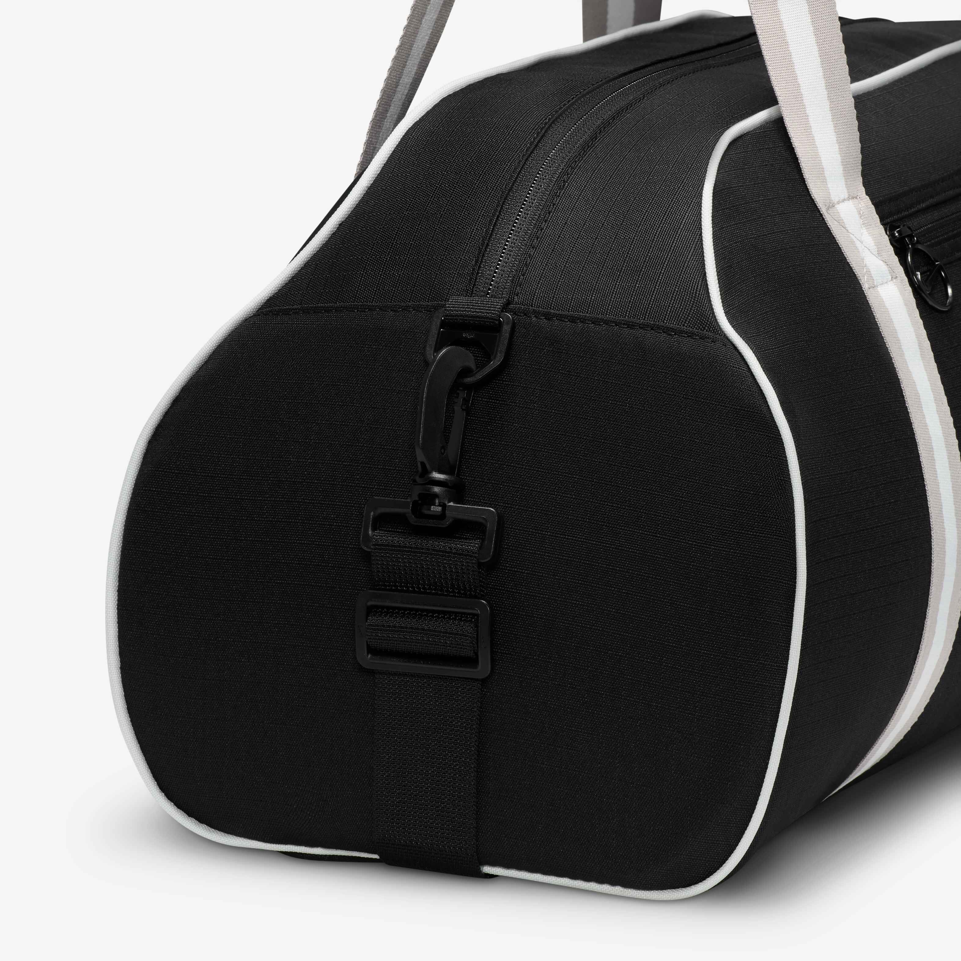 Nike Gym Club image number 7