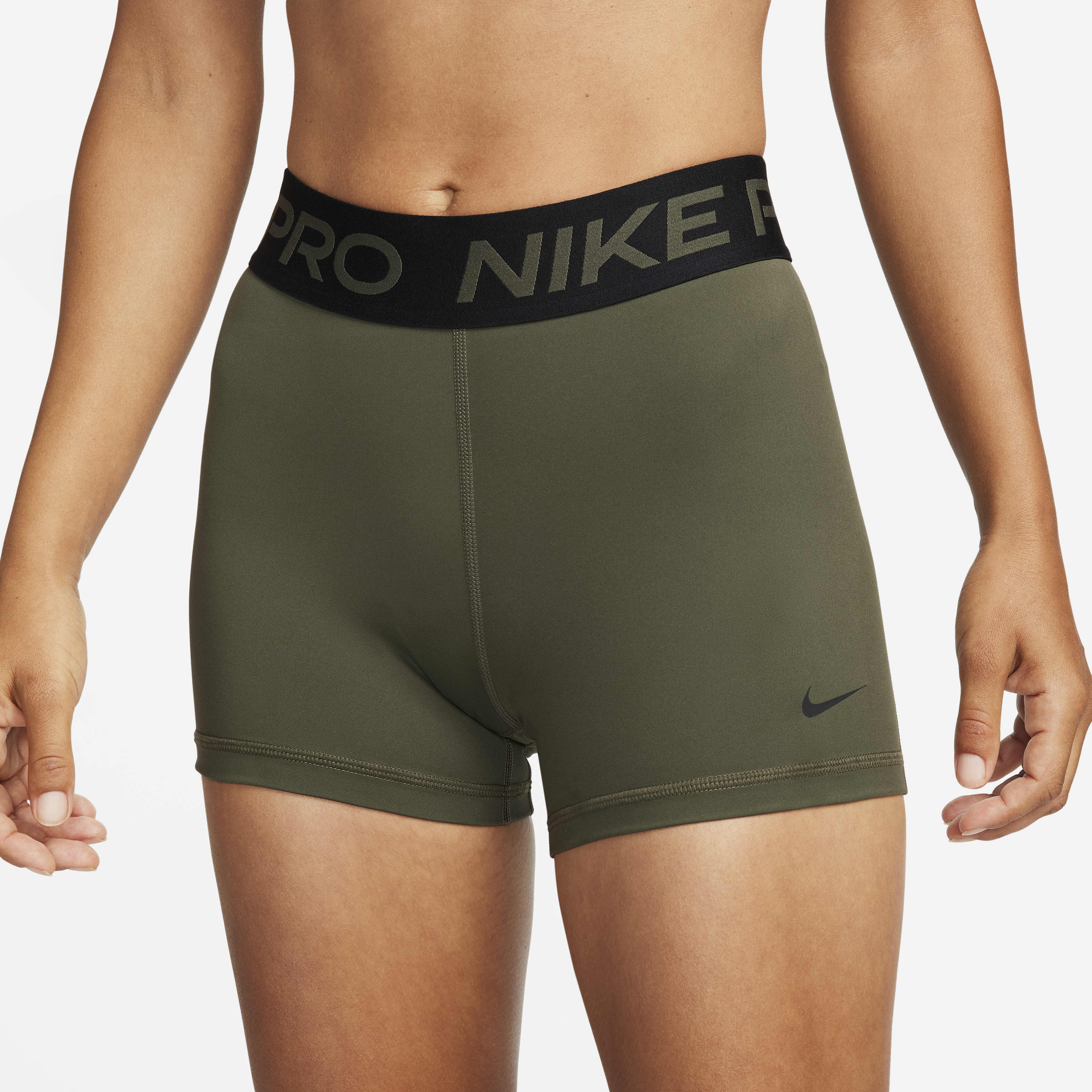 نايكي برو image number 1