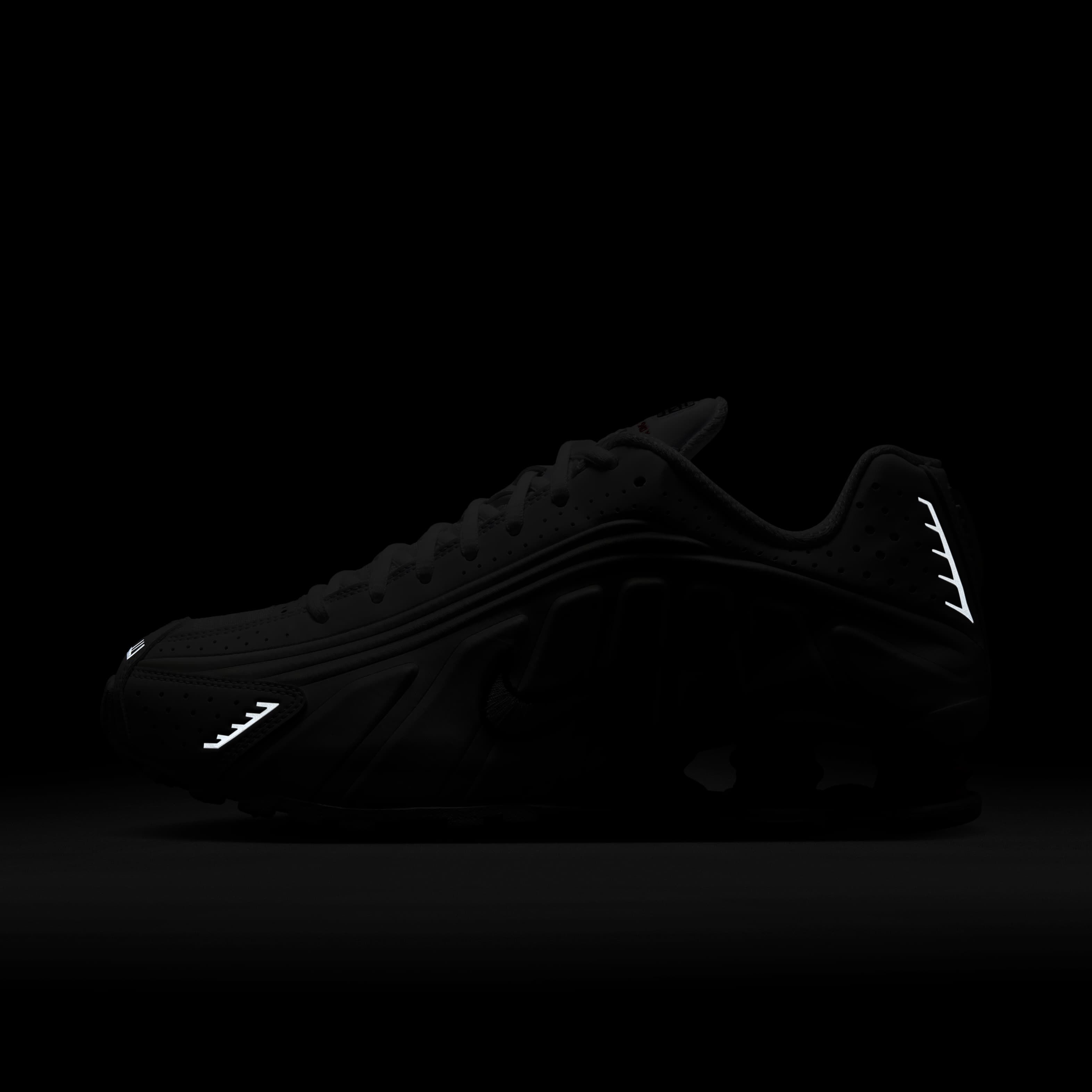 Nike Shox R4 image number 10
