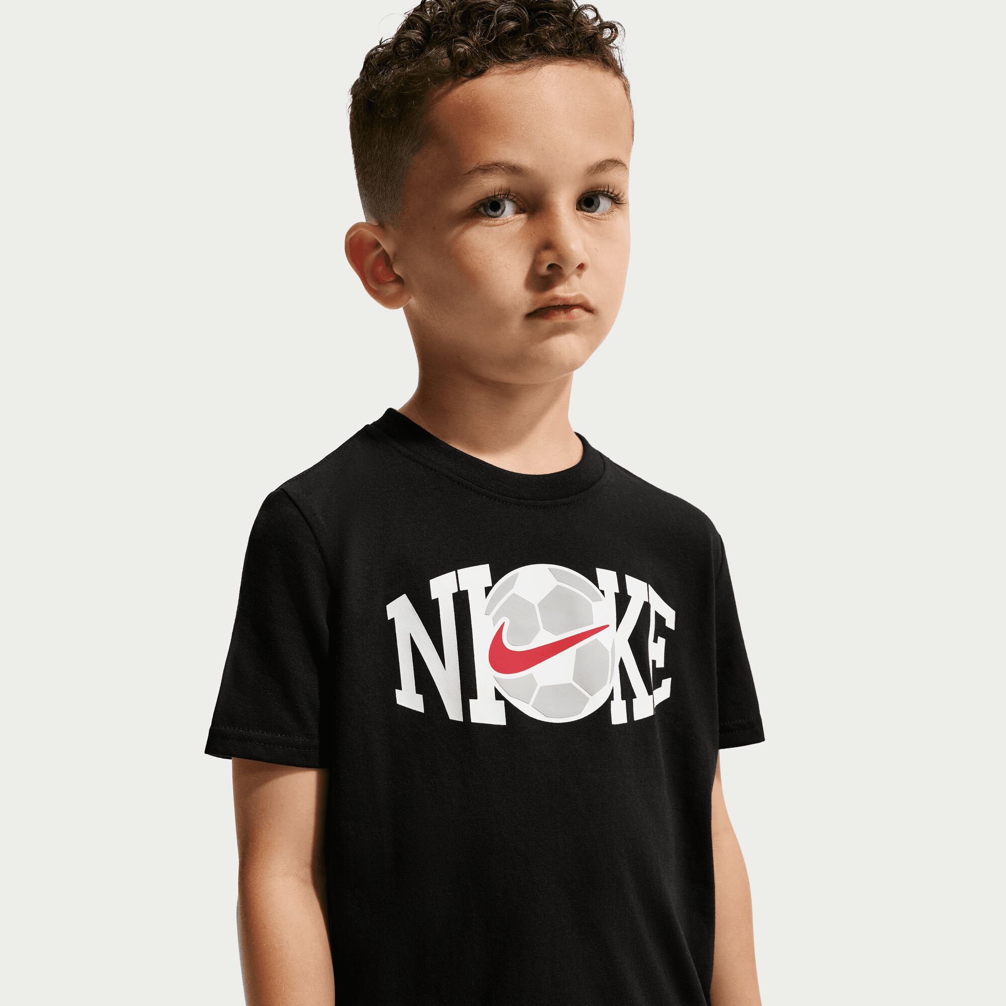 Nike image number 2