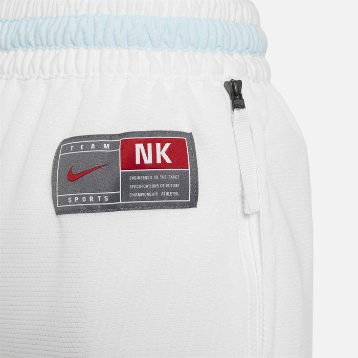 Nike DNA Culture of Basketball image number 7 Nike DNA Culture of Basketball image number 7