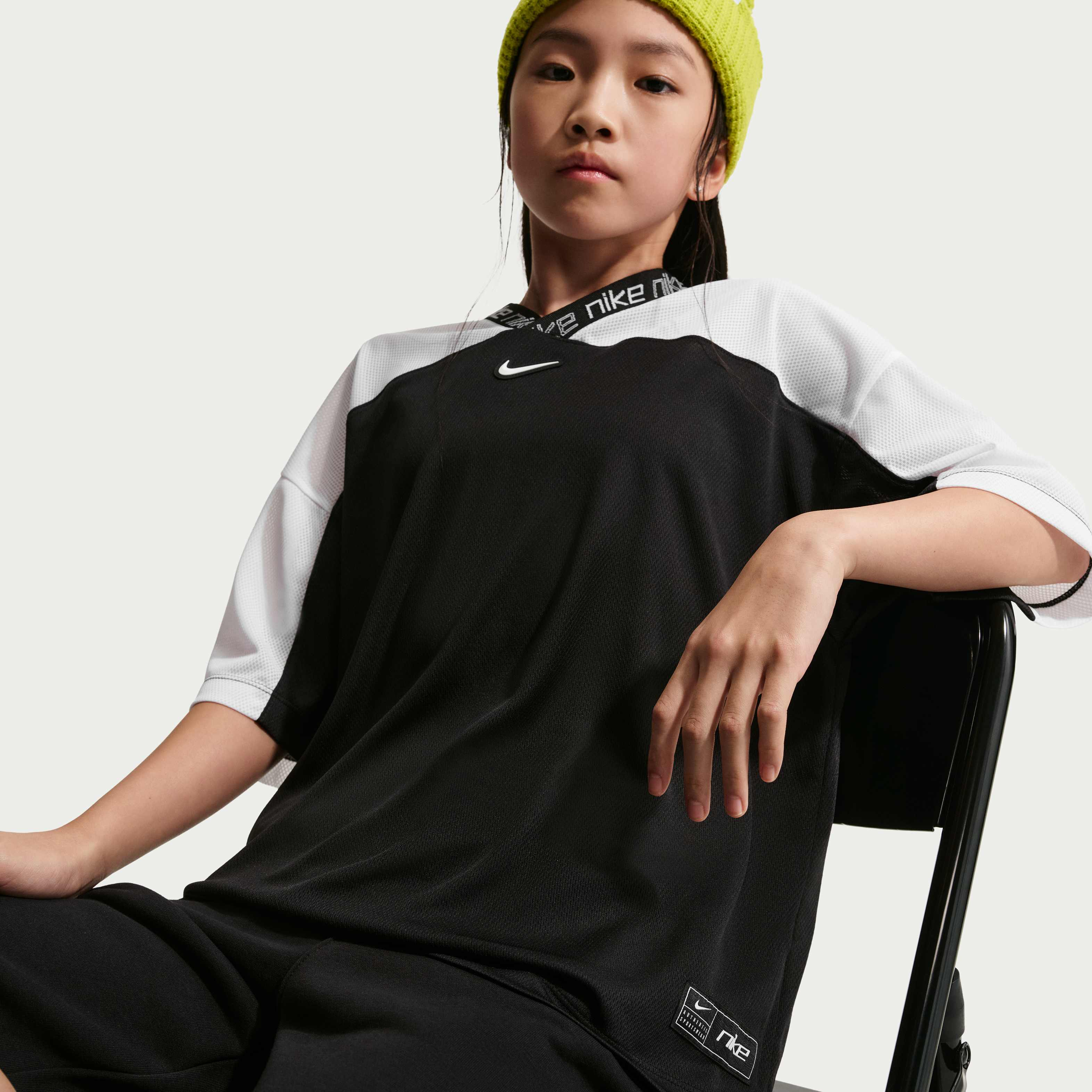 Nike Sportswear image number 2