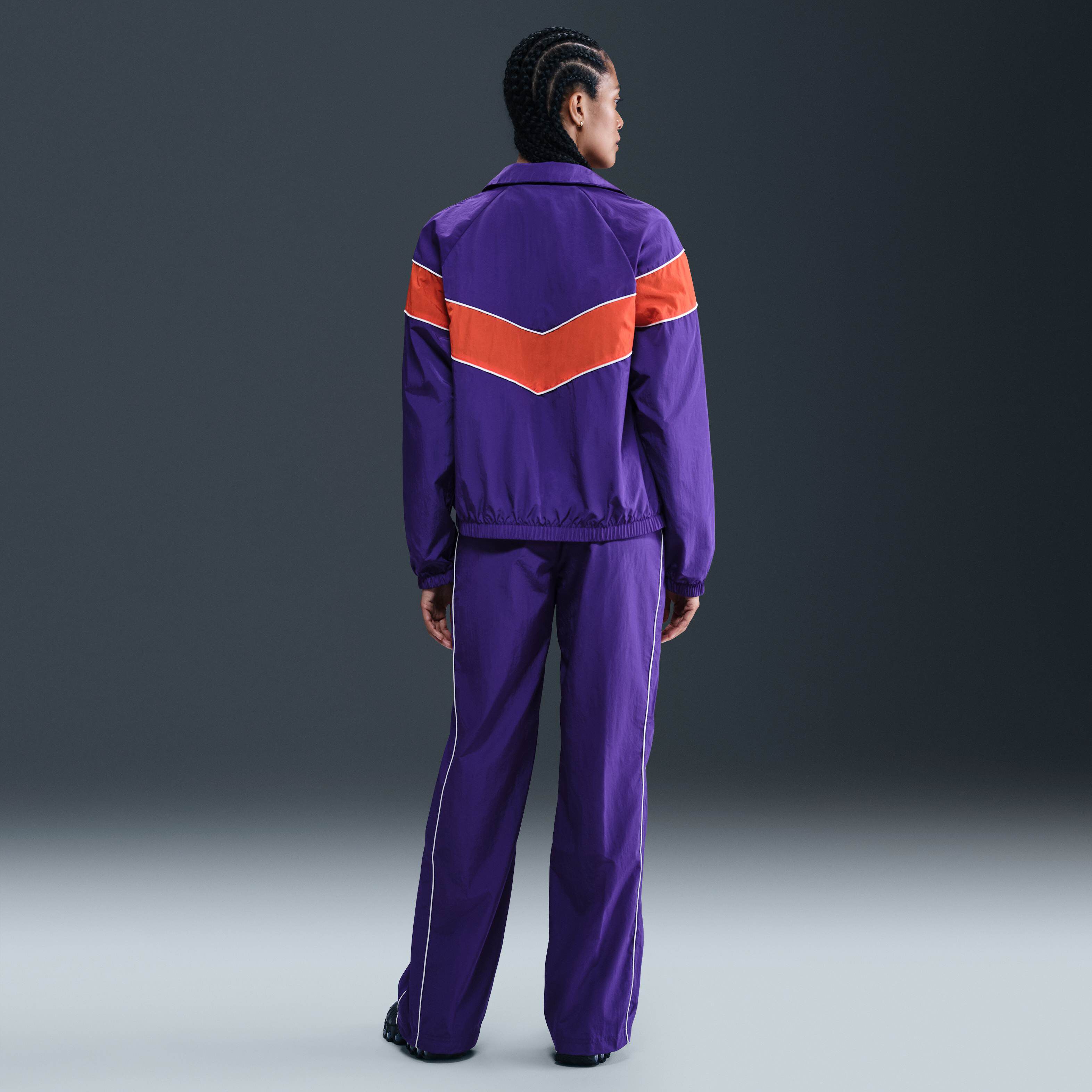 Nike Windrunner image number 3