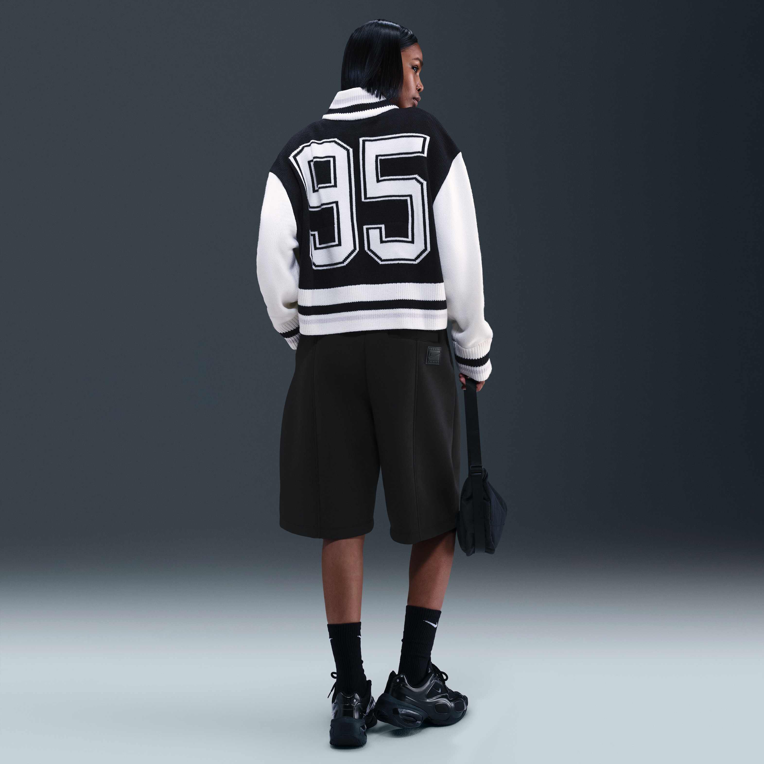 نايكي سبورتسوير image number 4