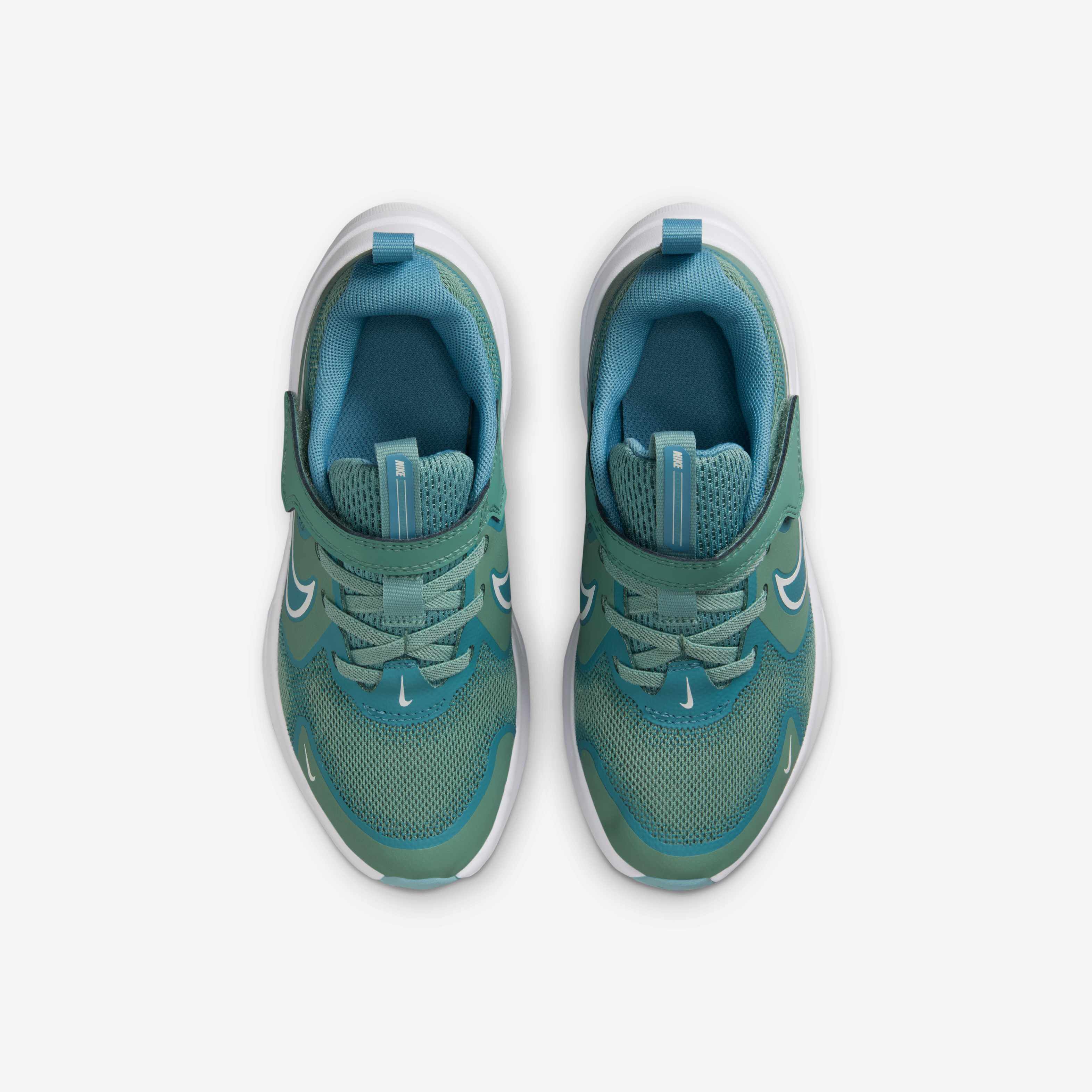 Nike Cosmic Runner image number 3