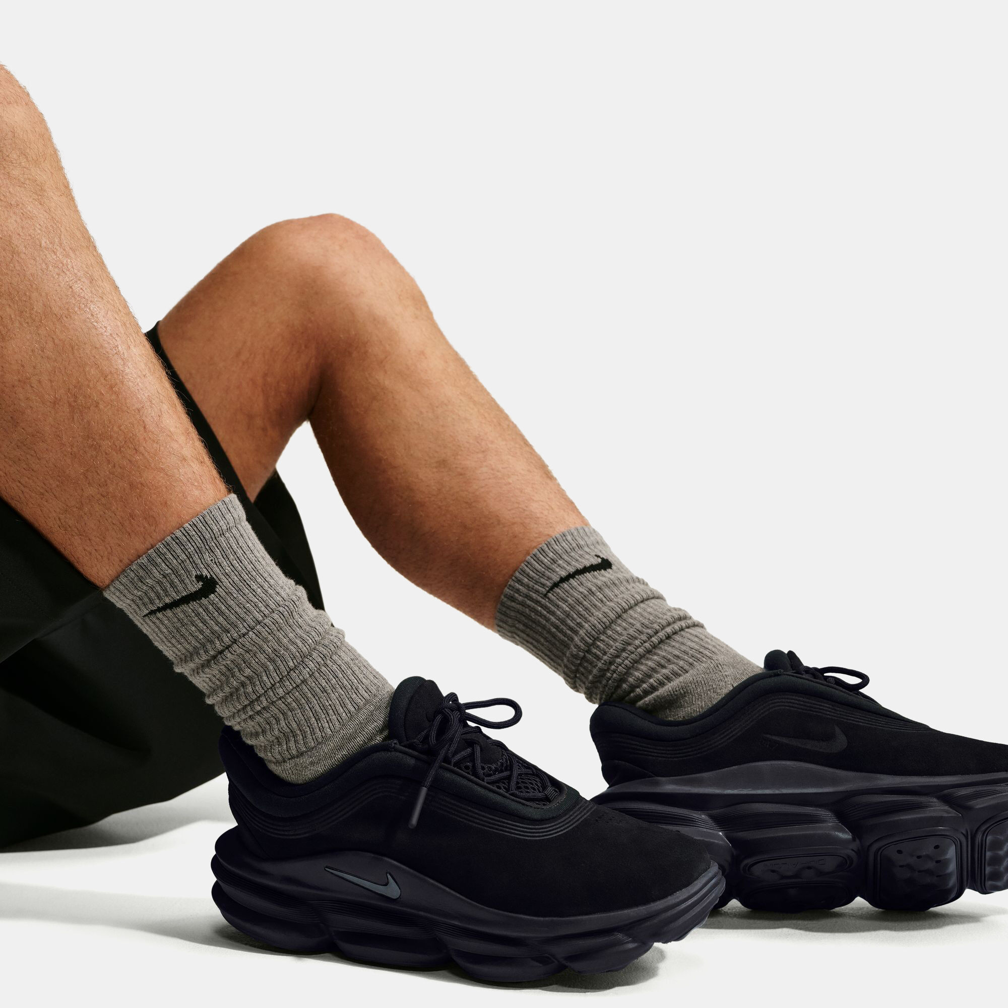 Nike 24.7 image number 10