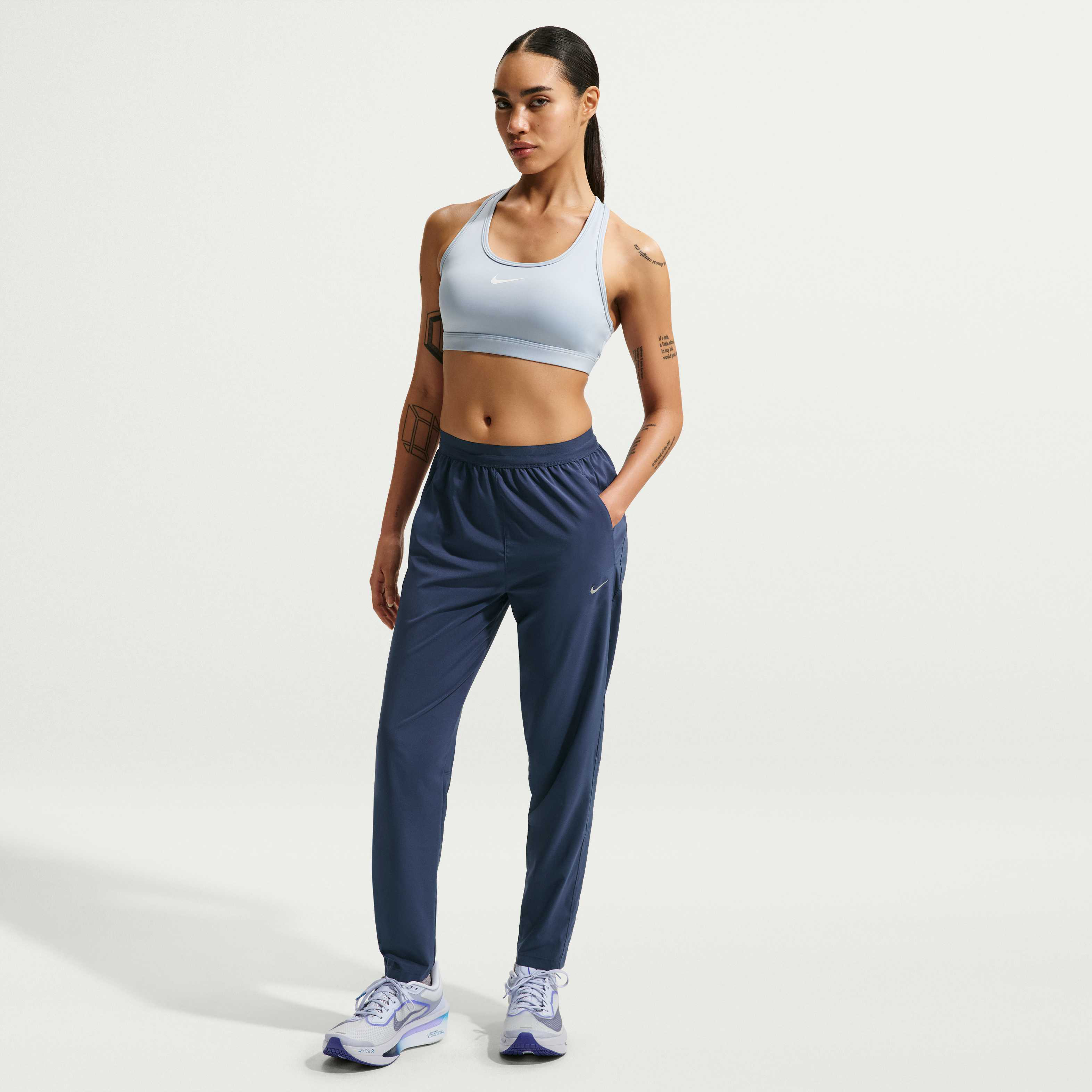 Nike Tempo image number 0