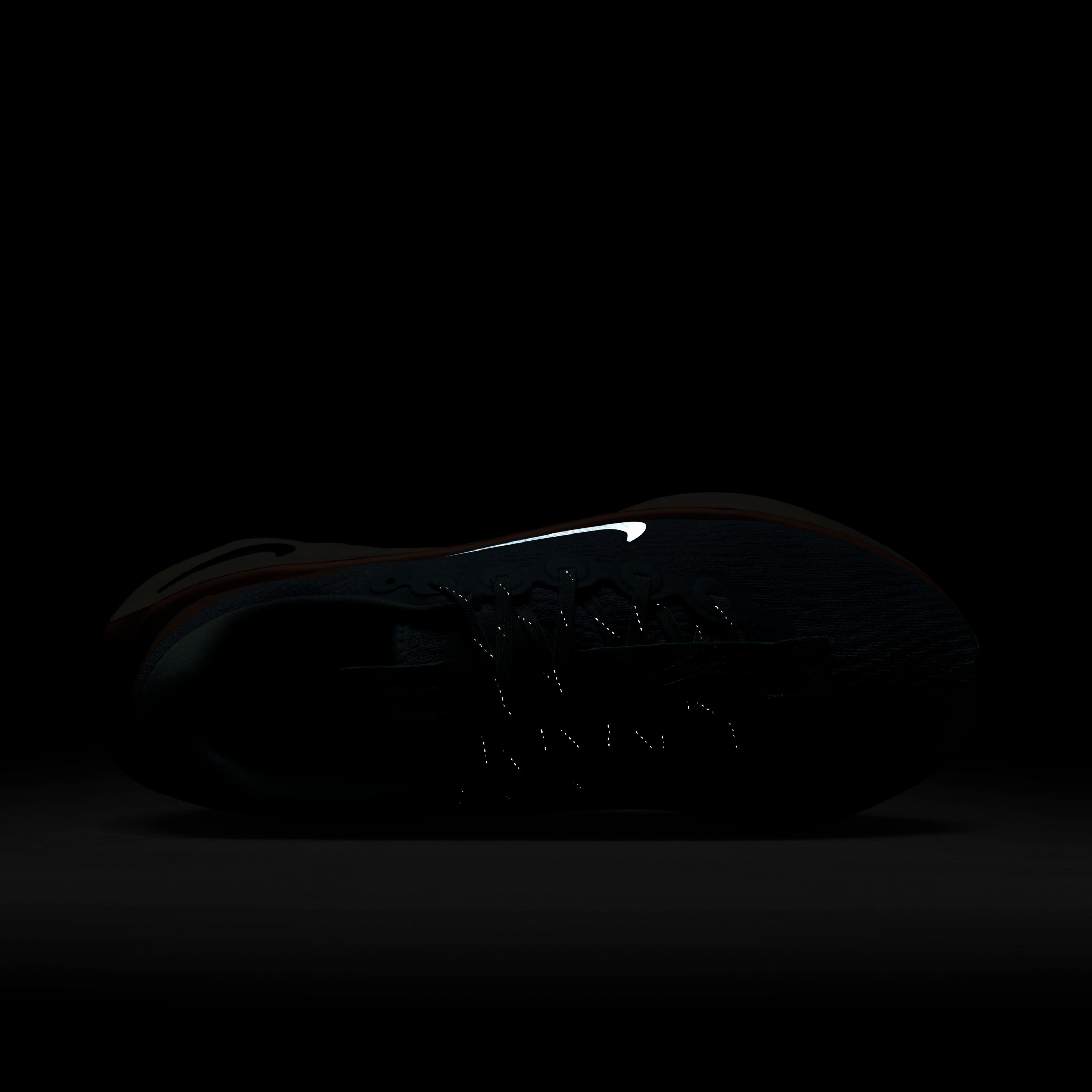 نايكي موتيفا بريميوم image number 8