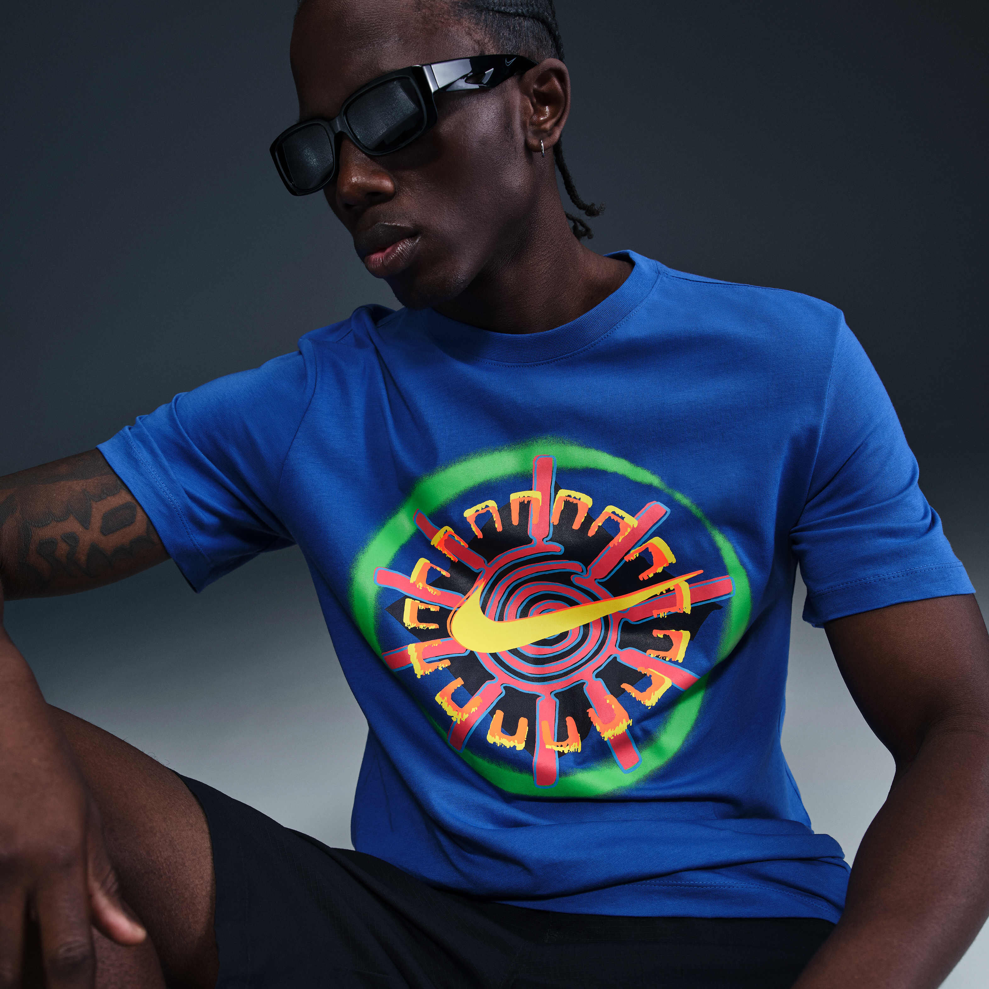 نايكي سبورتسوير image number 2