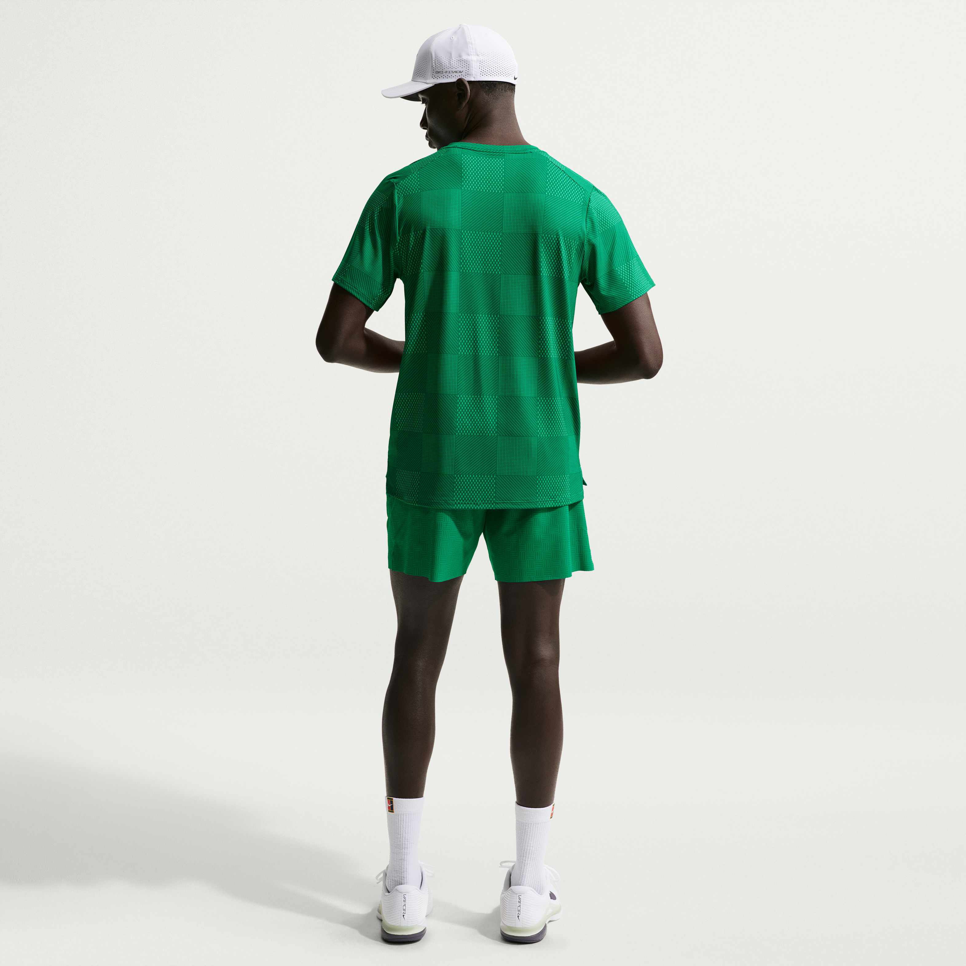 NikeCourt Advantage image number 4