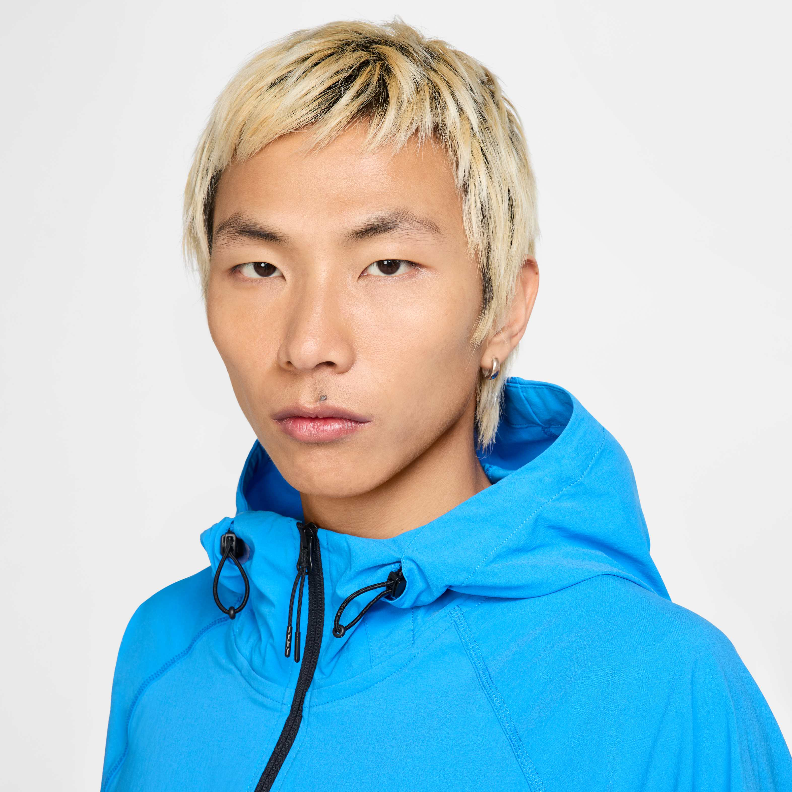 نايكي تك image number 2