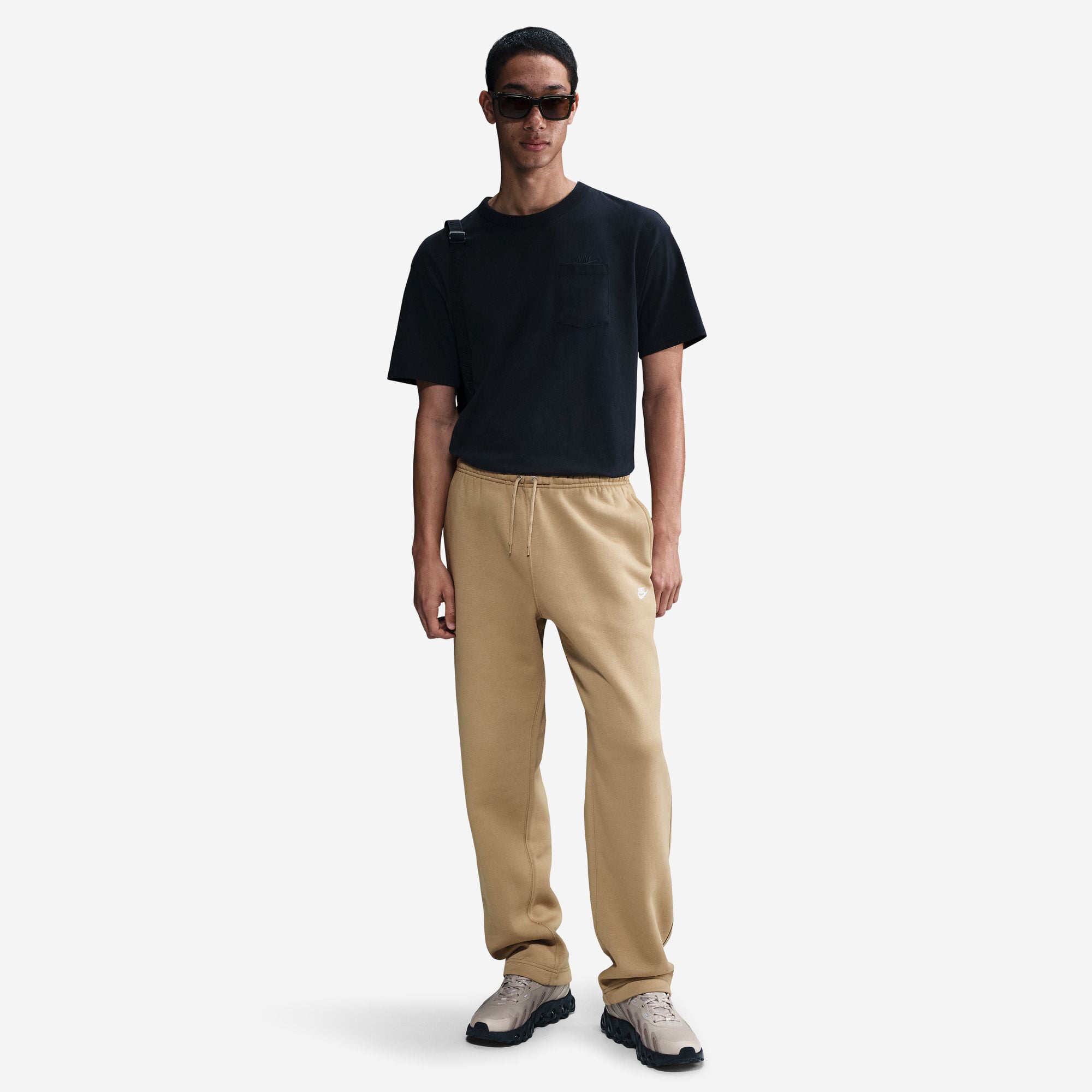 نايكي كلوب image number 0