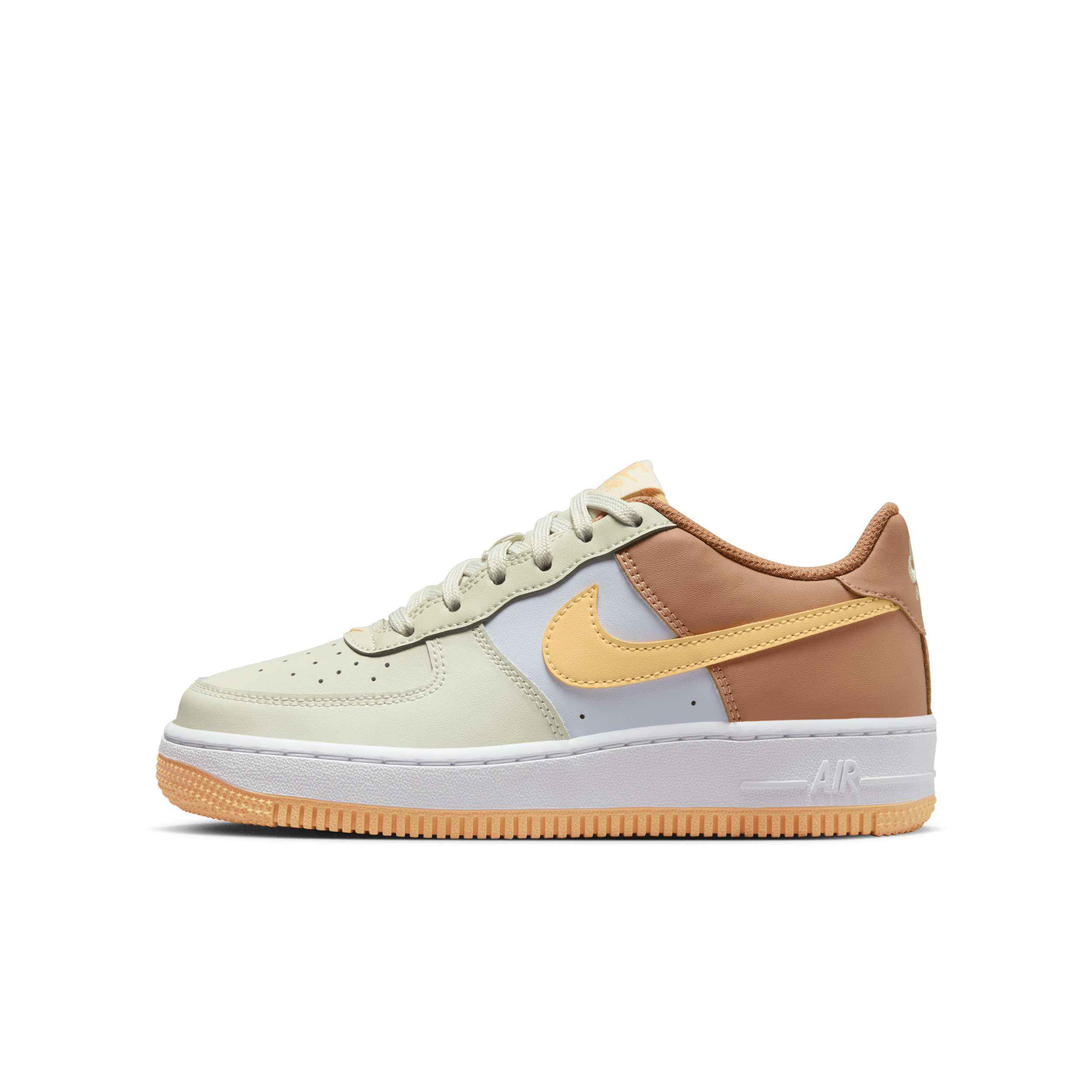 Shop Air Force 1 Older Kids Shoes Nike UAE