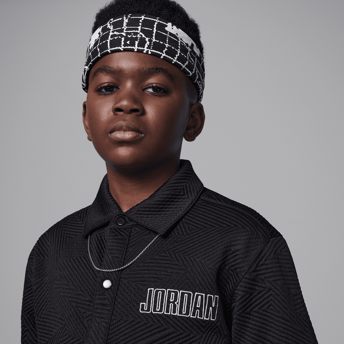 جوردن سنيكر سكول image number 2 جوردن سنيكر سكول image number 2