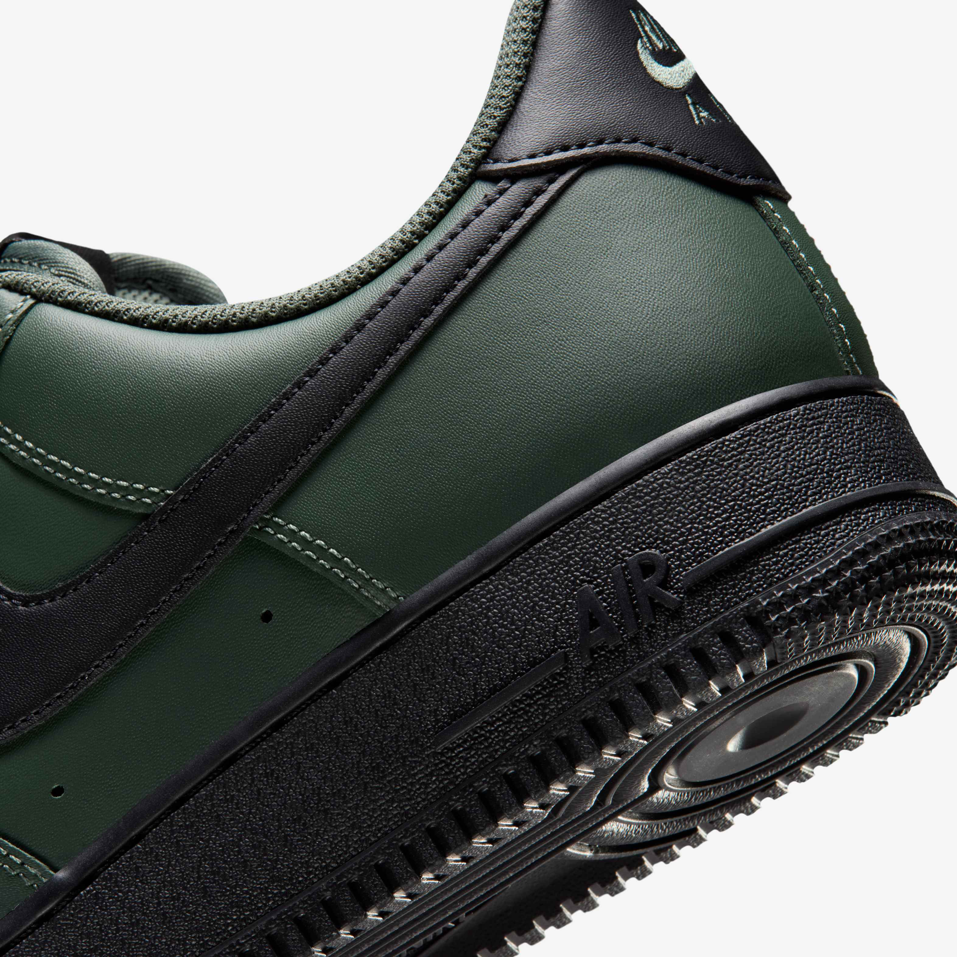 Nike Air Force 1 '07 image number 7