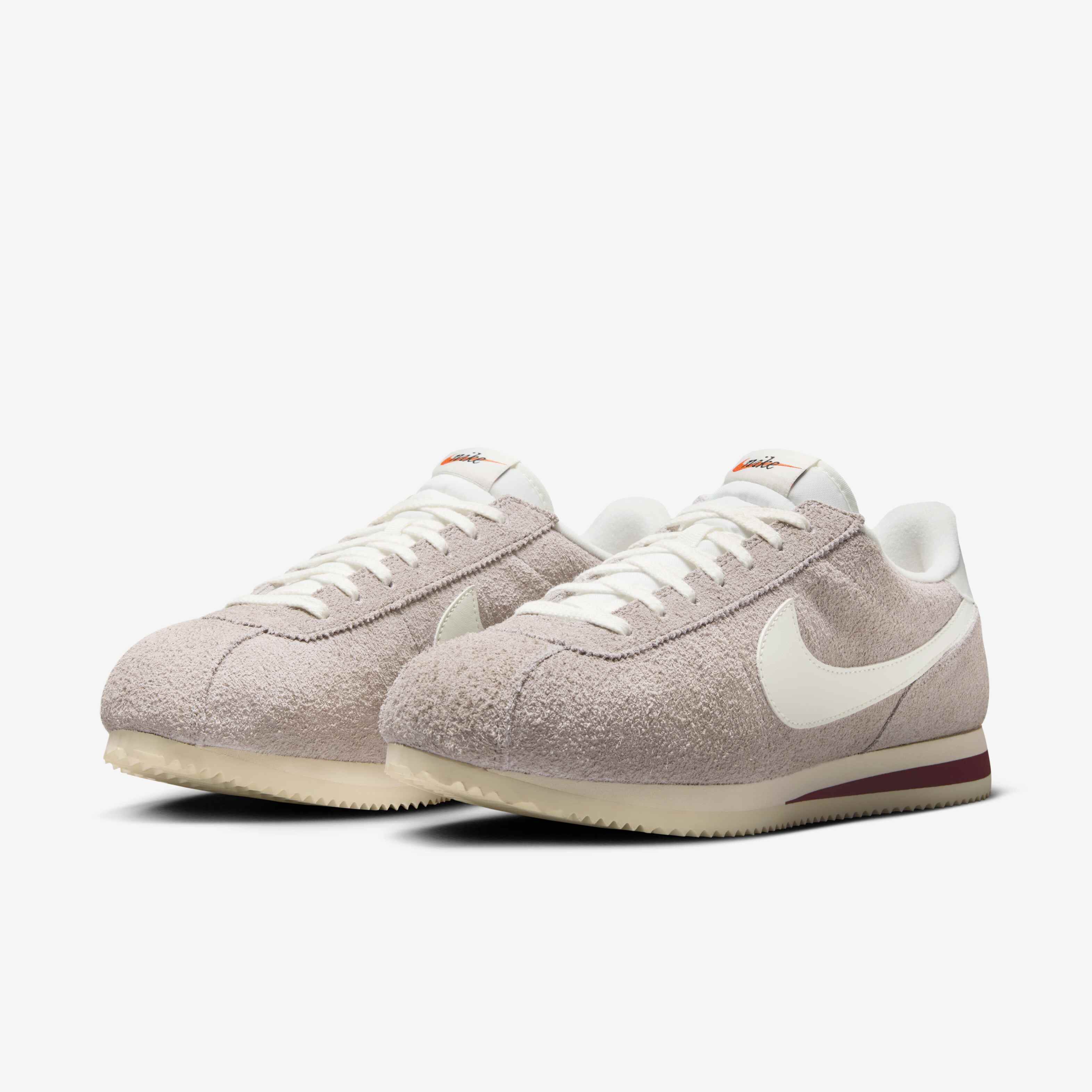 Nike Cortez SE Suede image number 4