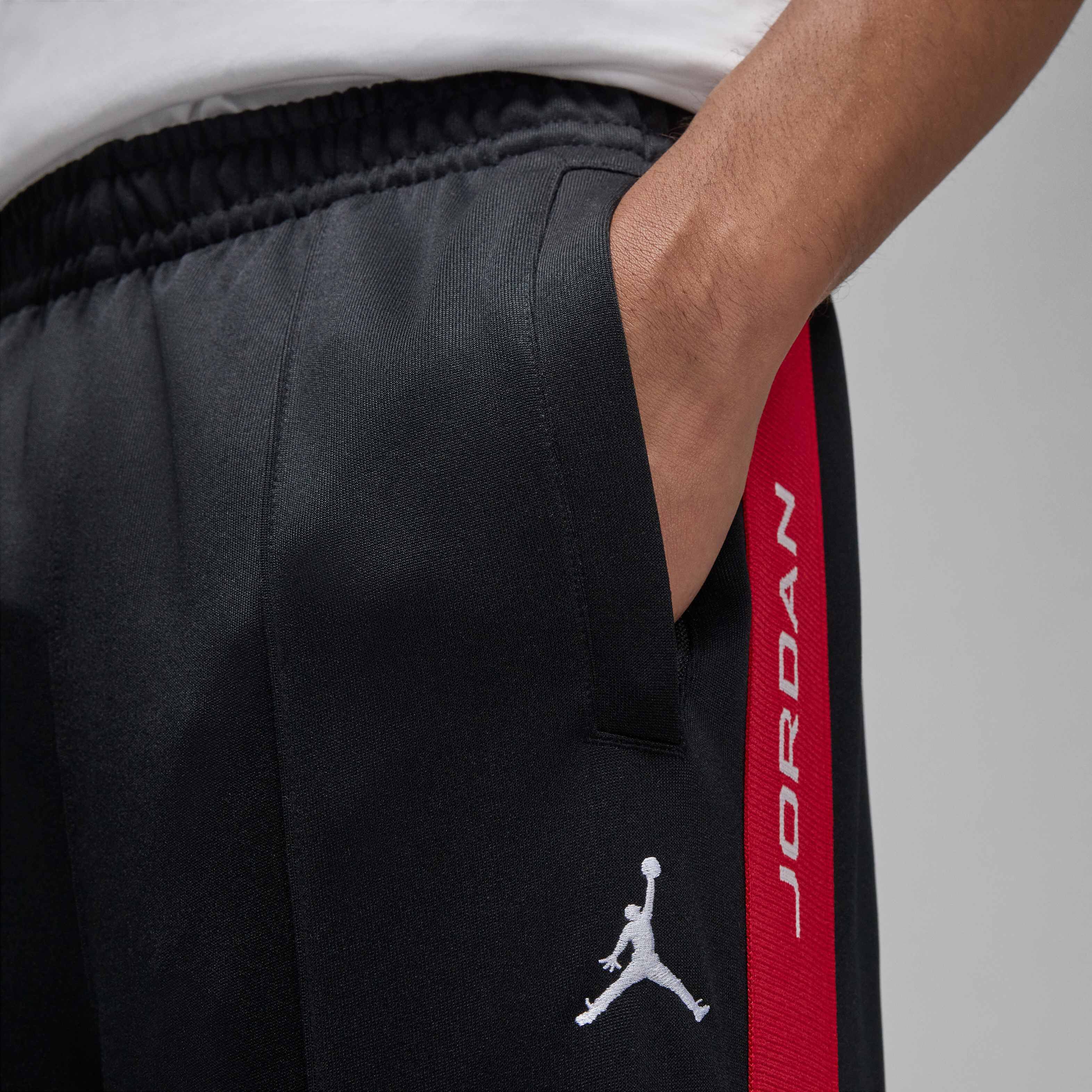 Jordan Essentials image number 3