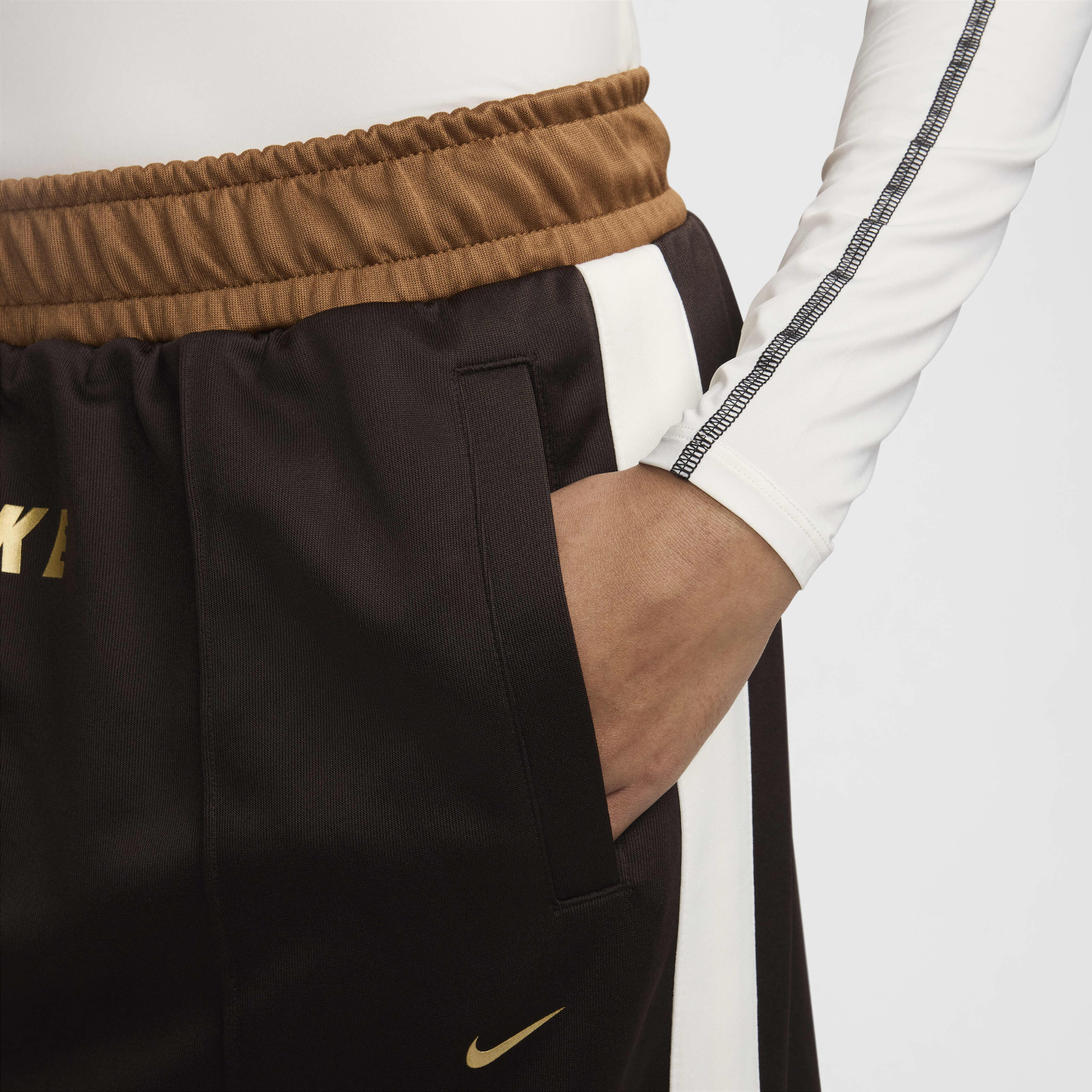 نايكي سبورتسوير image number 3