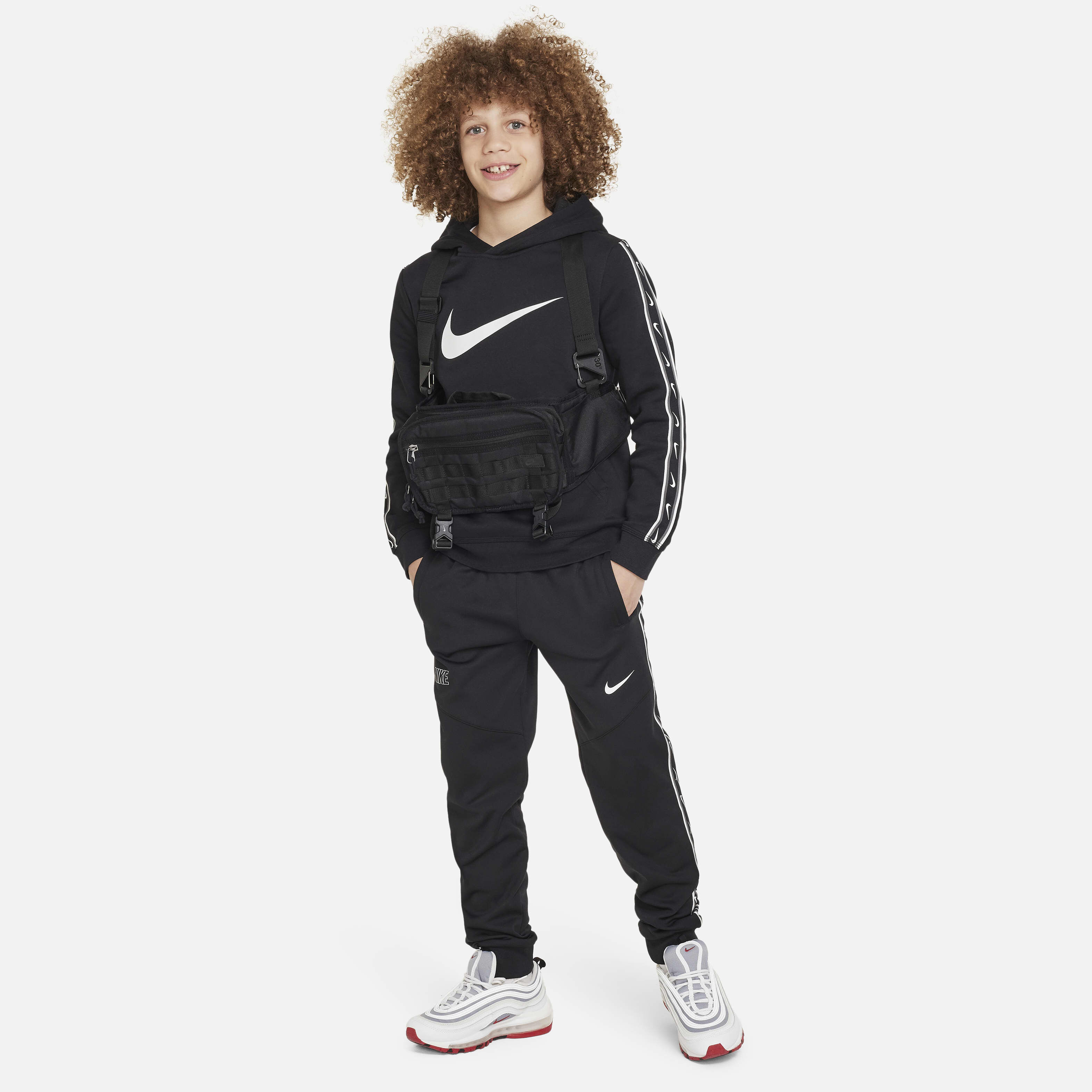 Nike Sportswear Repeat image number 7