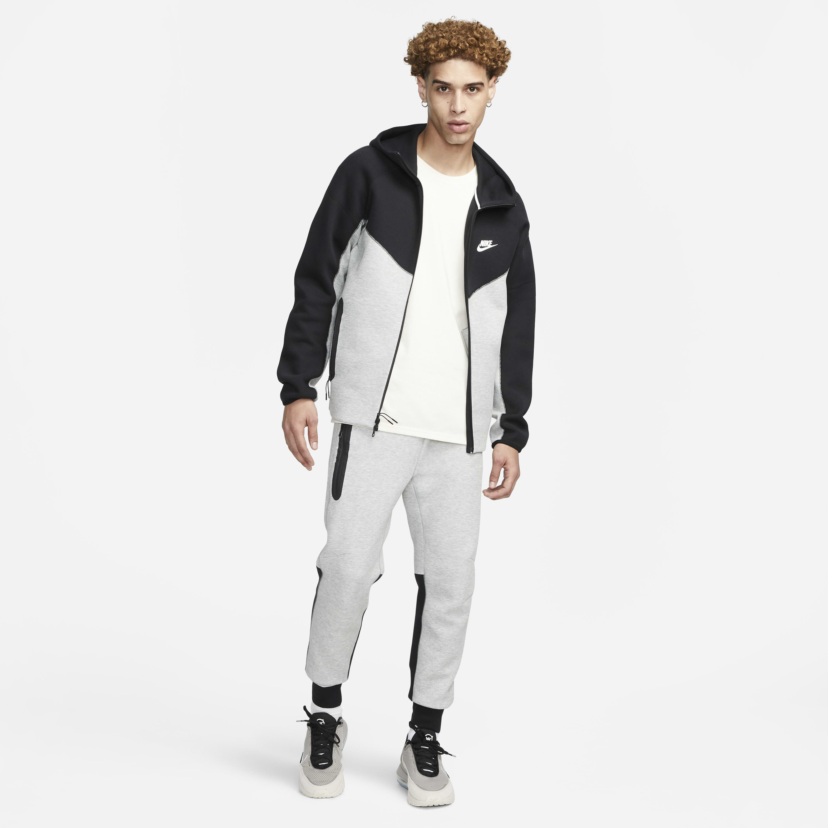 Buy Nike Sportswear Tech Fleece Men s Joggers Nike UAE Official