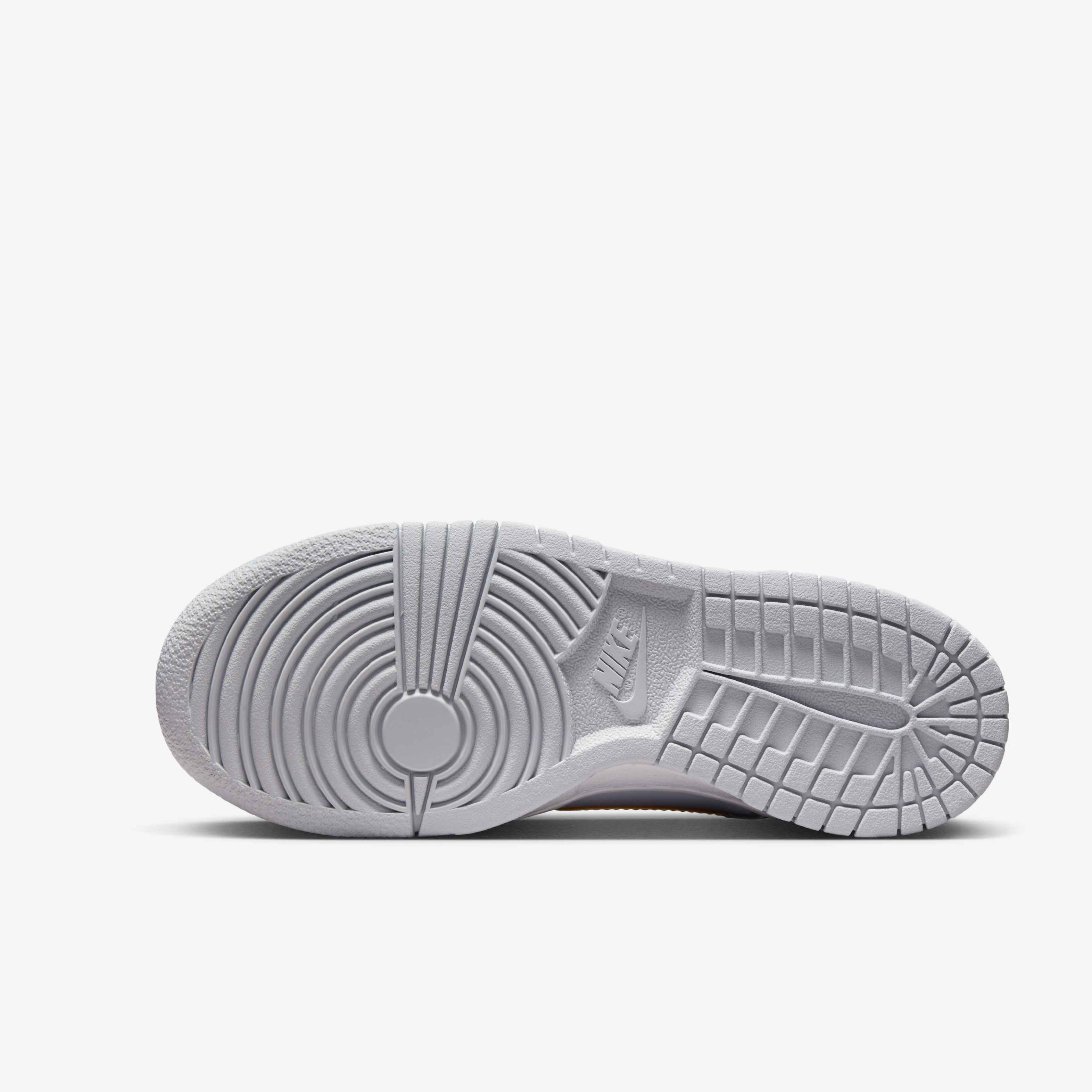 Nike Dunk Low image number 1