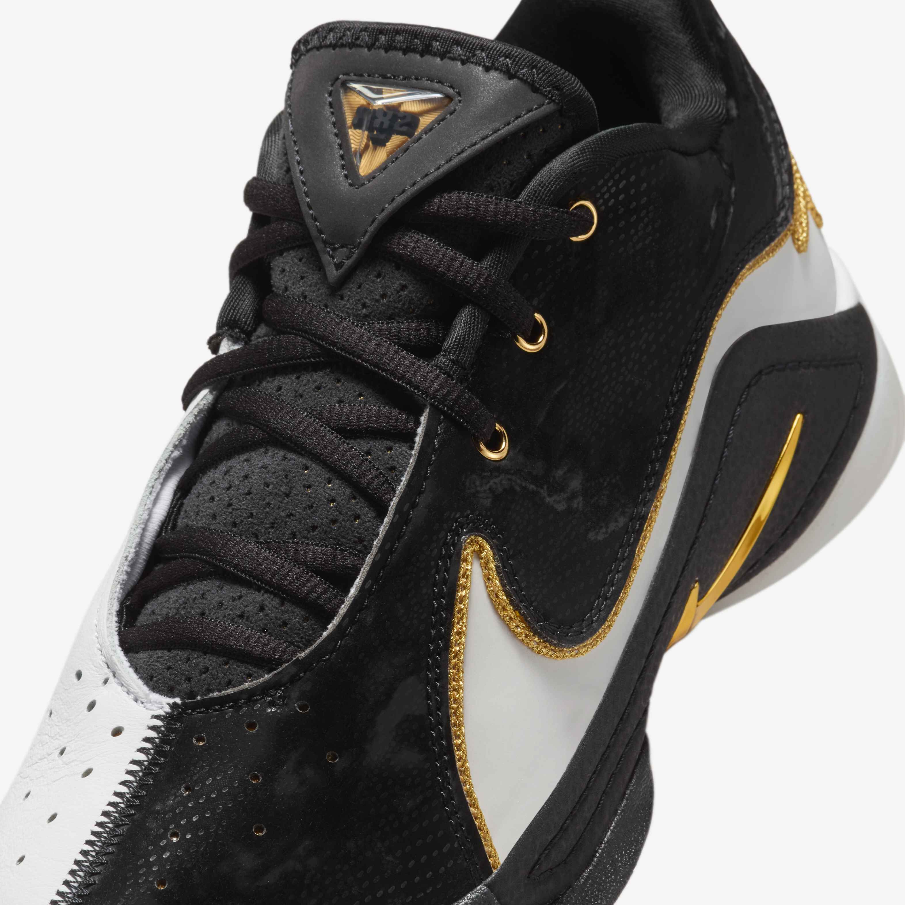LeBron XXII Split image number 6