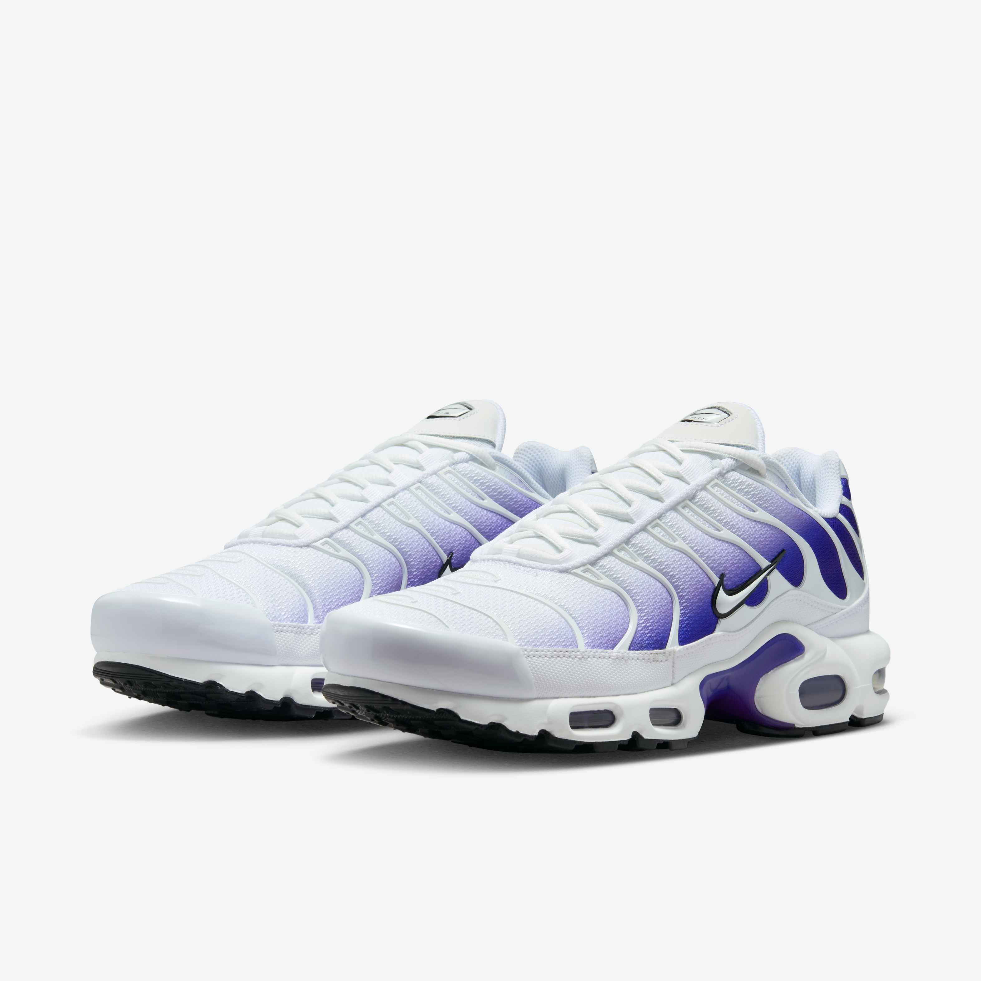 Nike Air Max Plus image number 4
