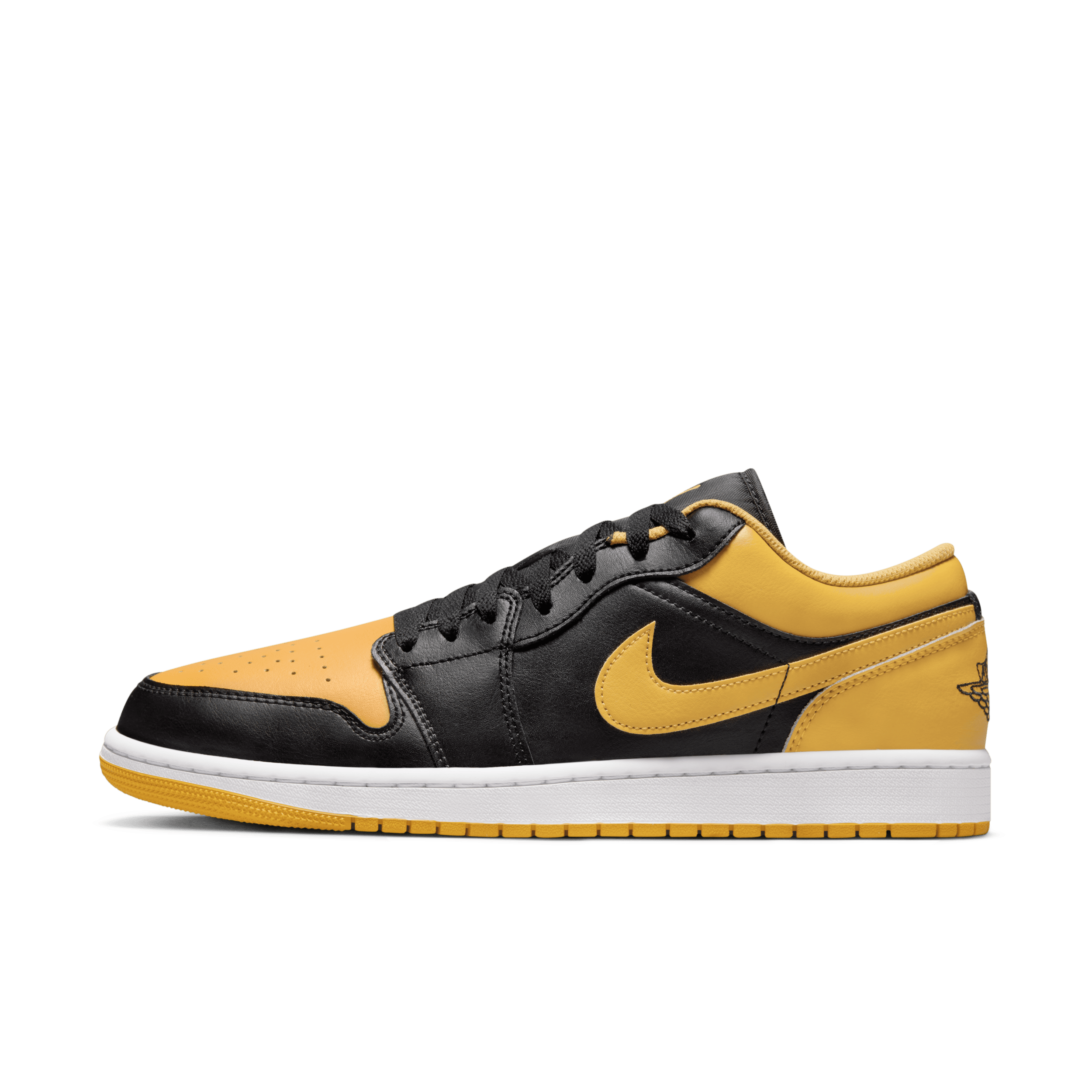 Shop Air Jordan 1 Low Men s Shoes Nike UAE
