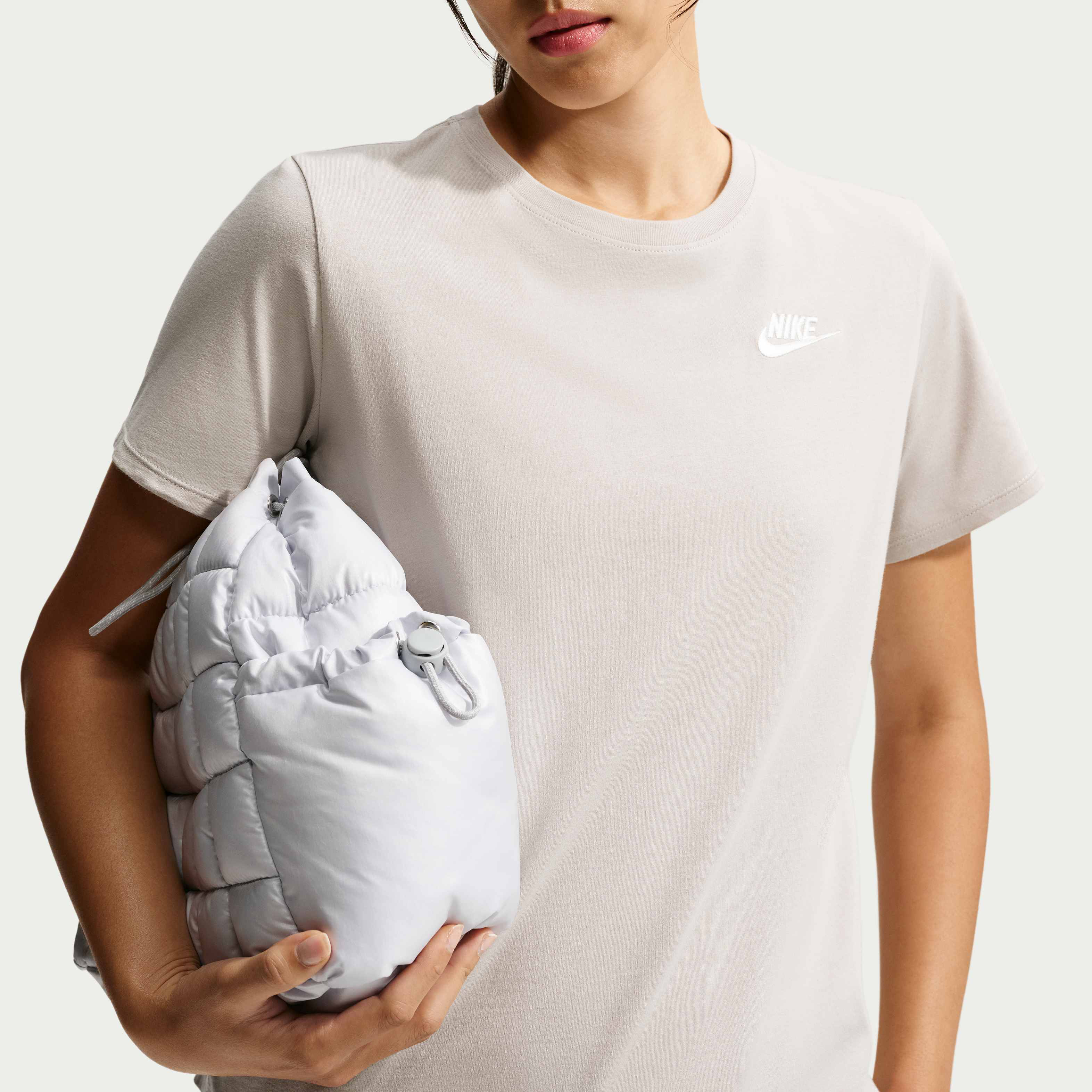 Nike Sportswear Club Essentials image number 2
