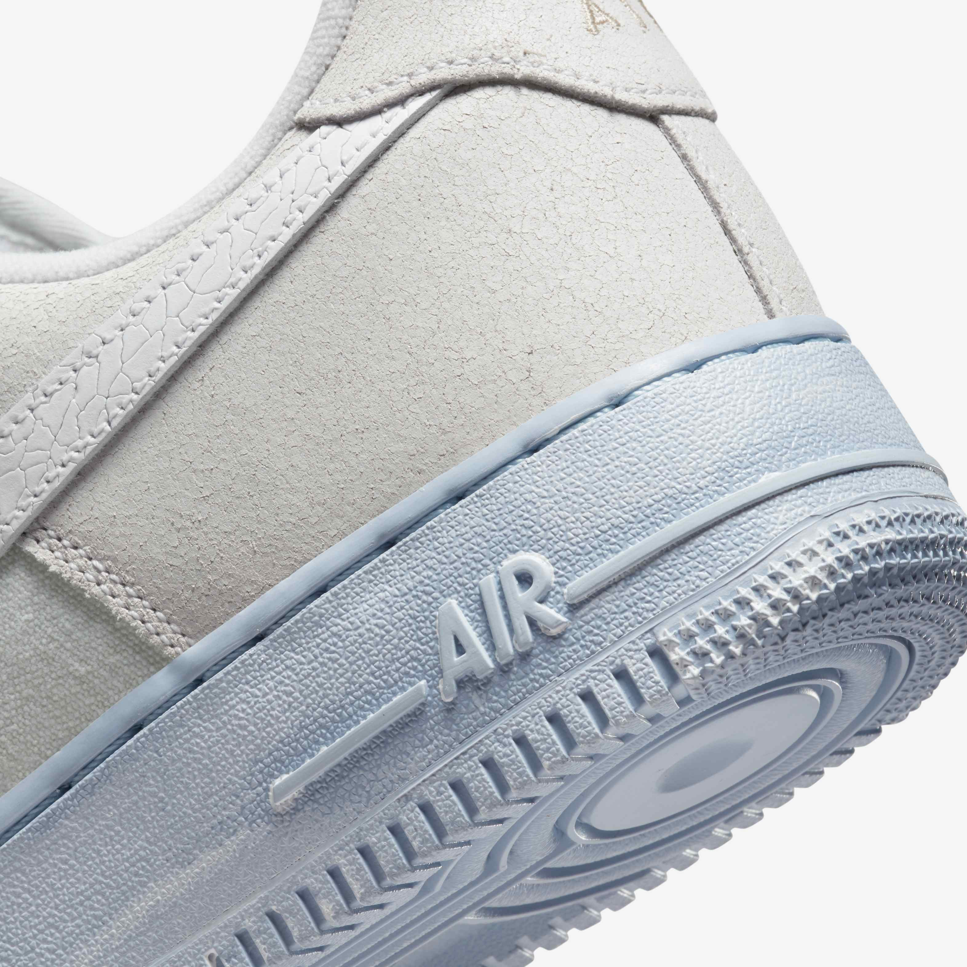 Nike Air Force 1 '07 LV8 EMB image number 8