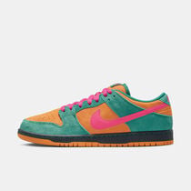 Nike SB Dunk Low Pro