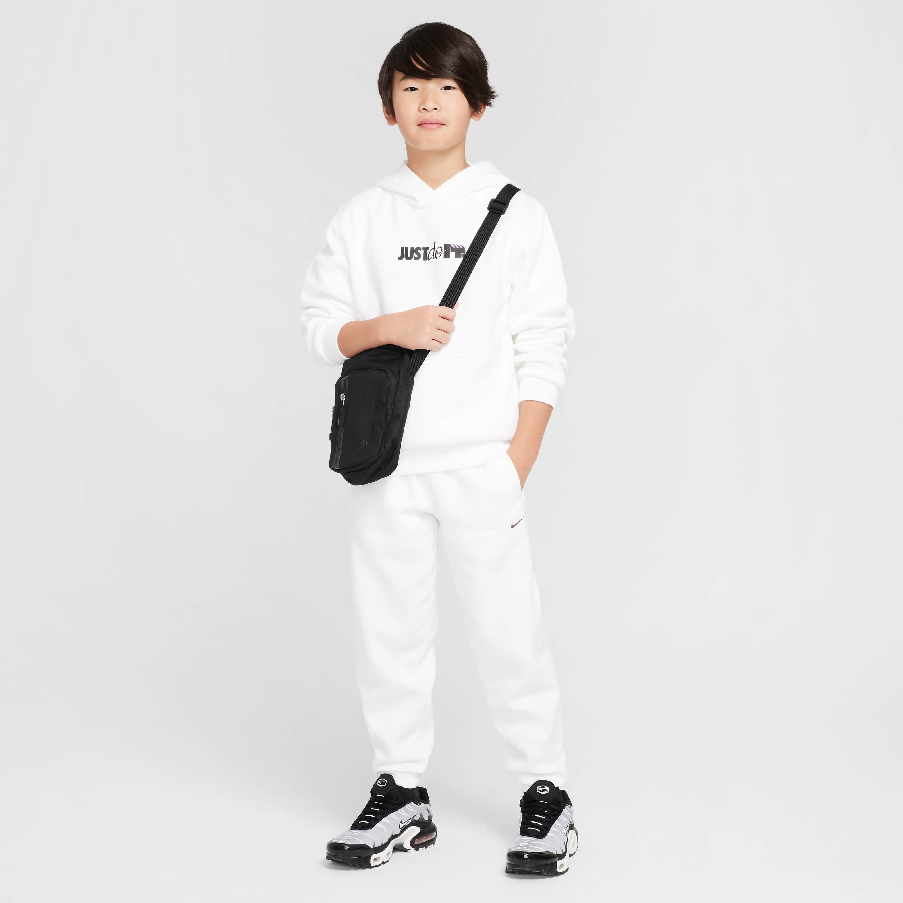 نايكي سبورتسوير كلوب فليس image number 5