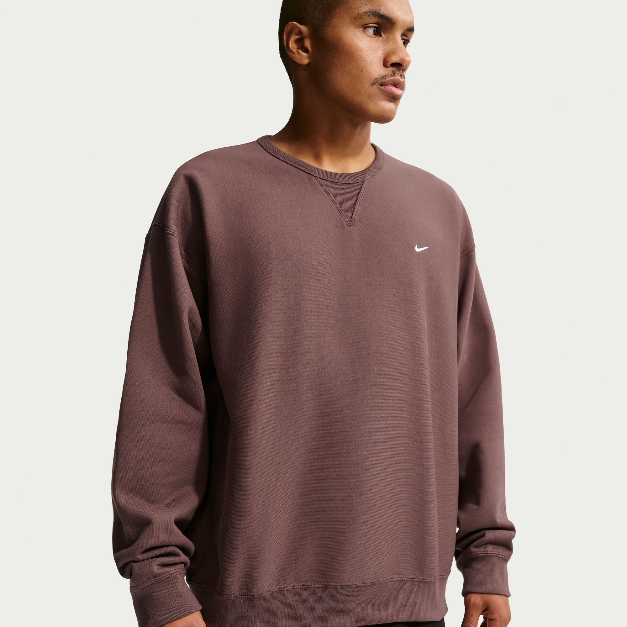 Nike Solo Swoosh image number 2