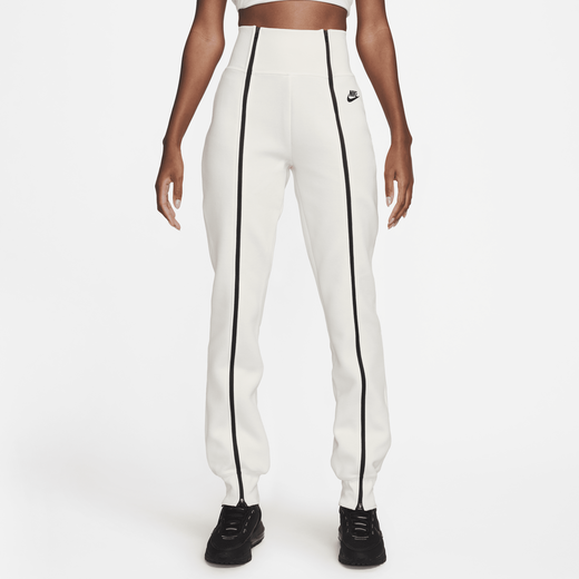 Nike women's club slim top fit pant
