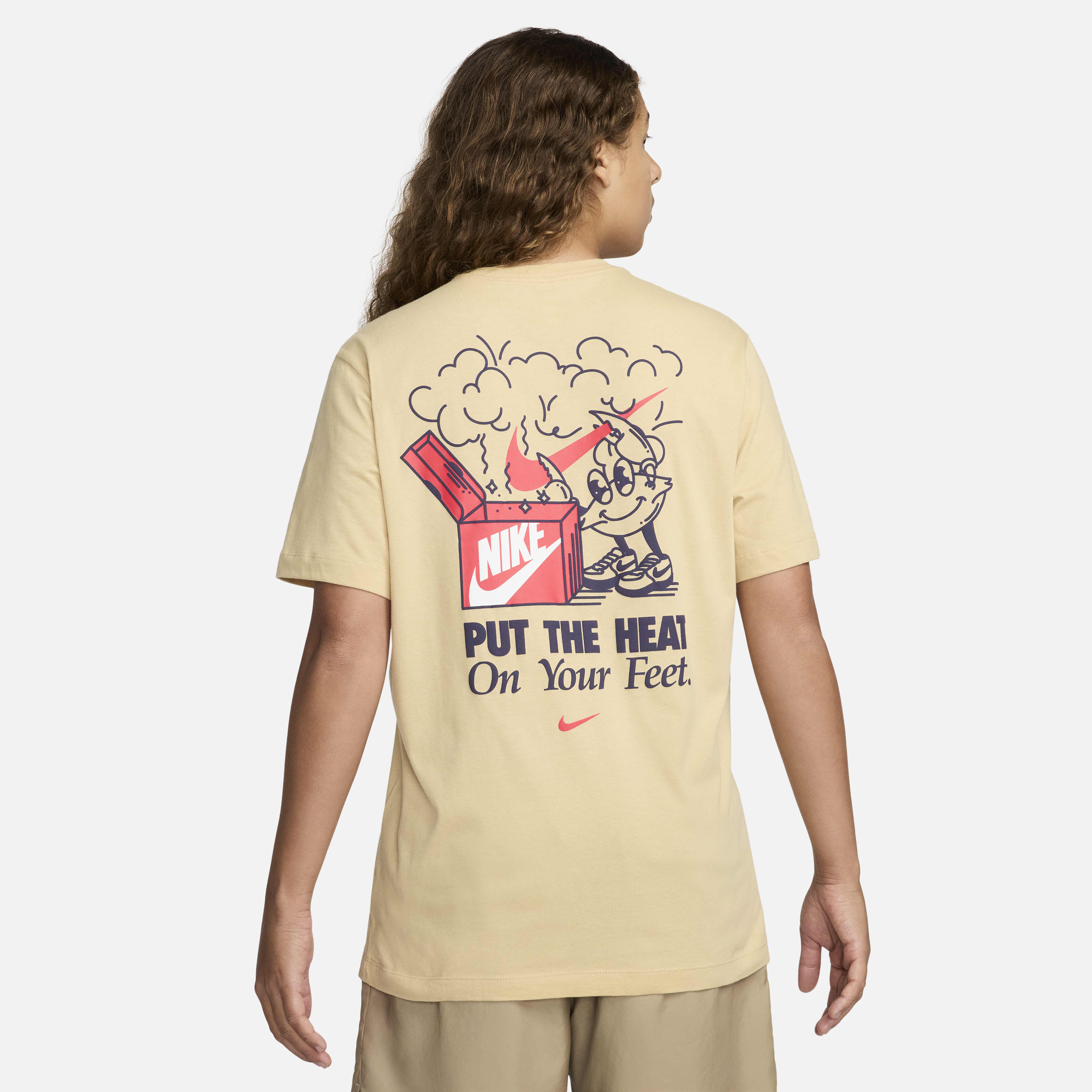Buy Nike Sportswear Men s T Shirt Sesame Nike UAE Official