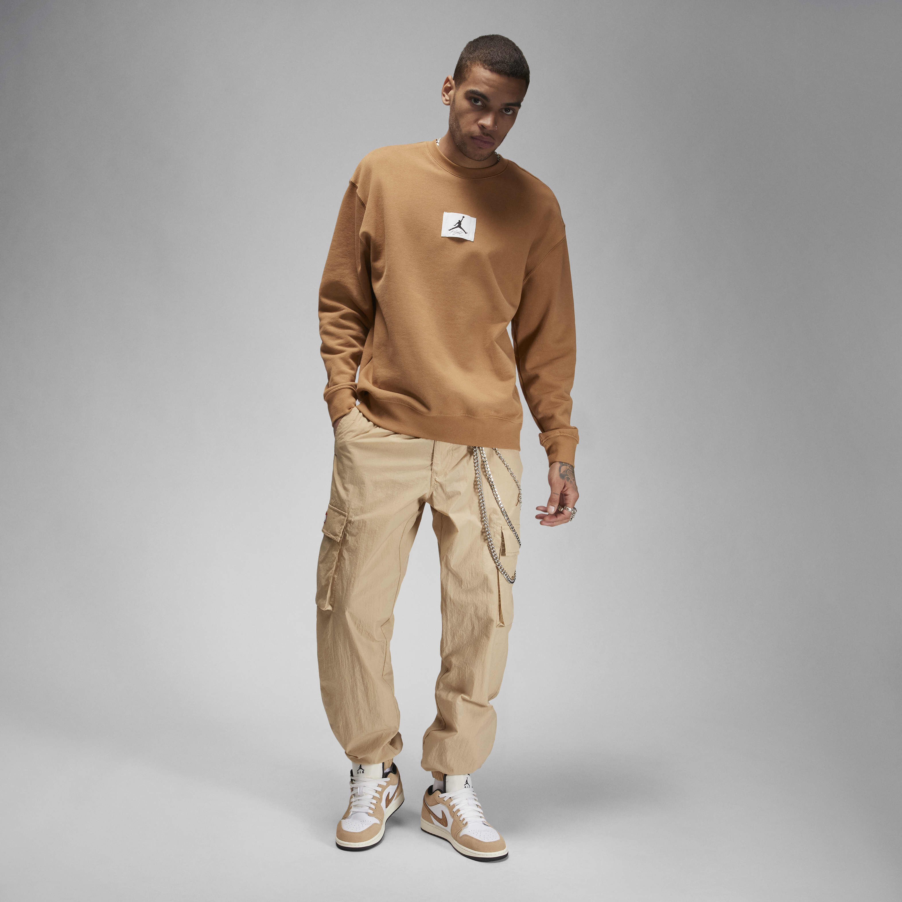 Jordan Essentials image number 4