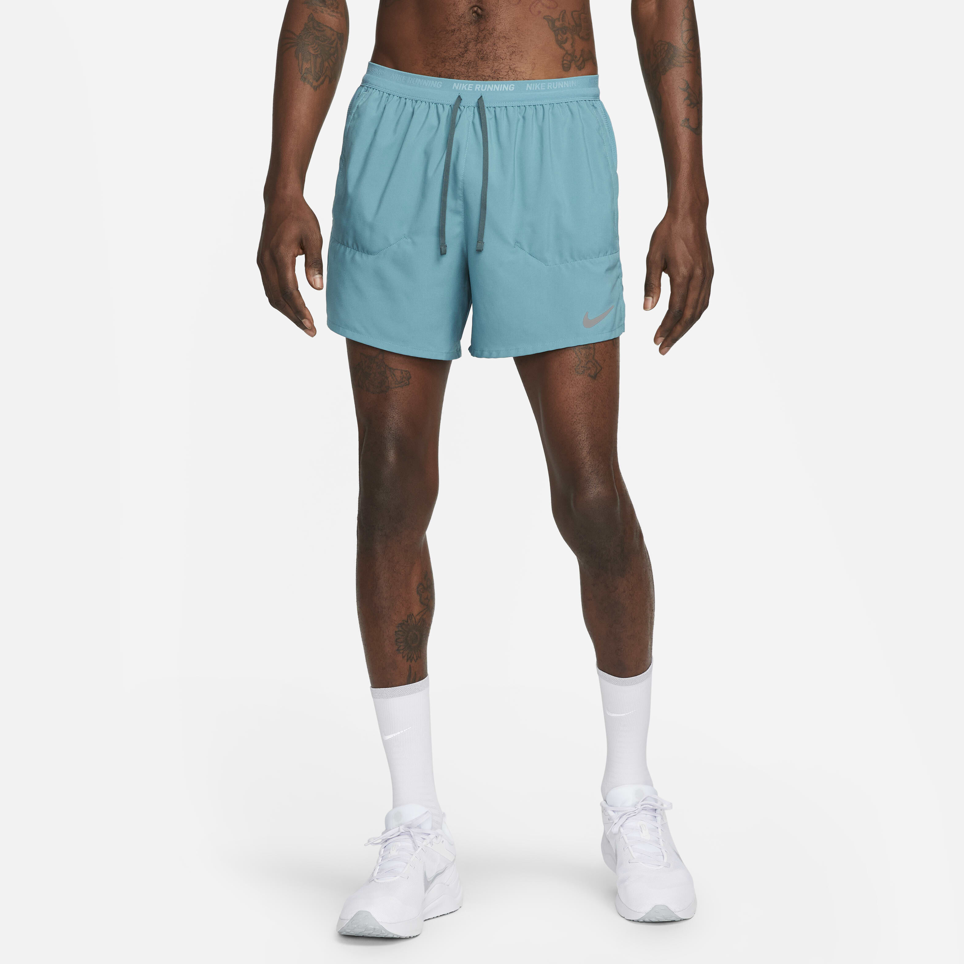 نايكي سترايد image number 0