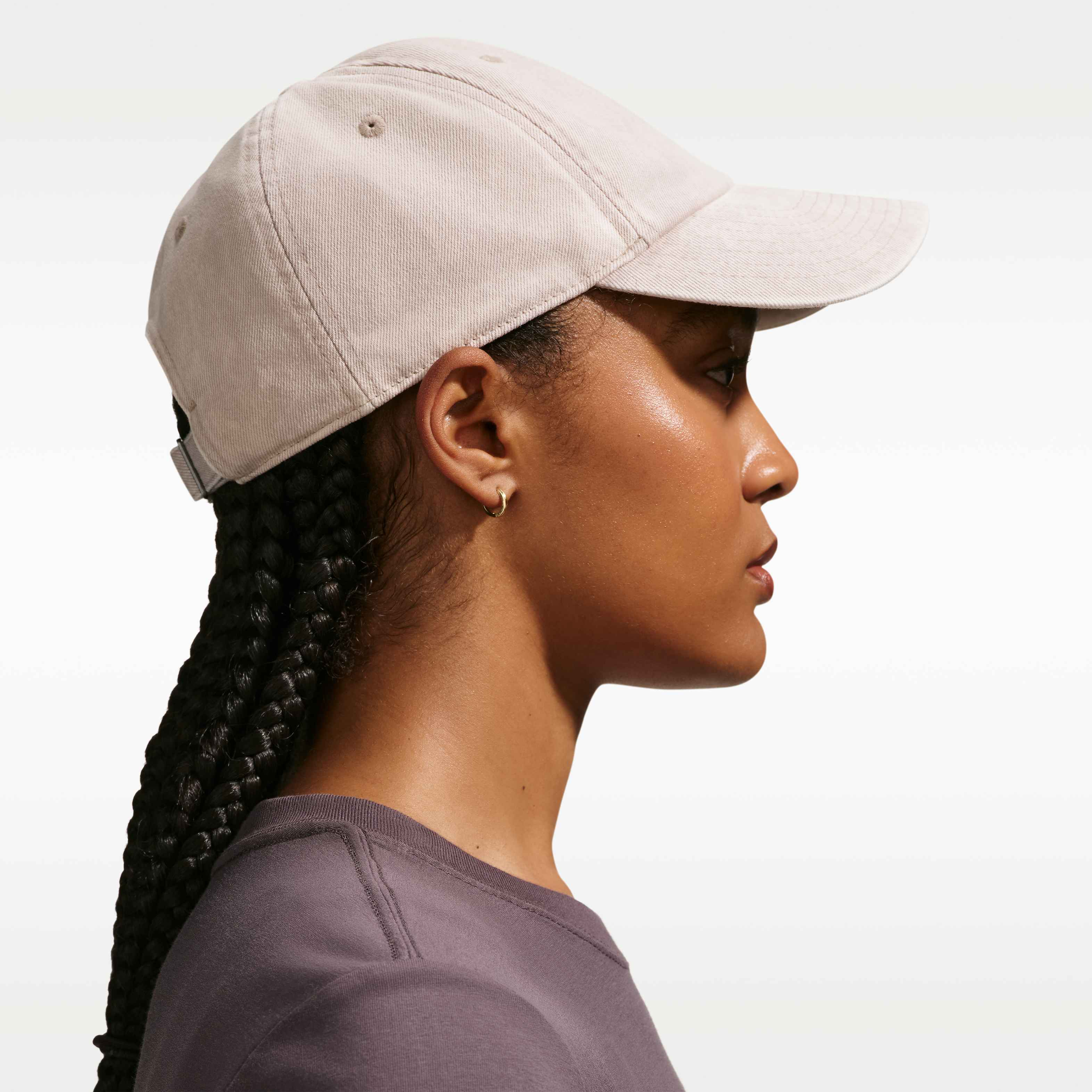 Nike Club image number 1