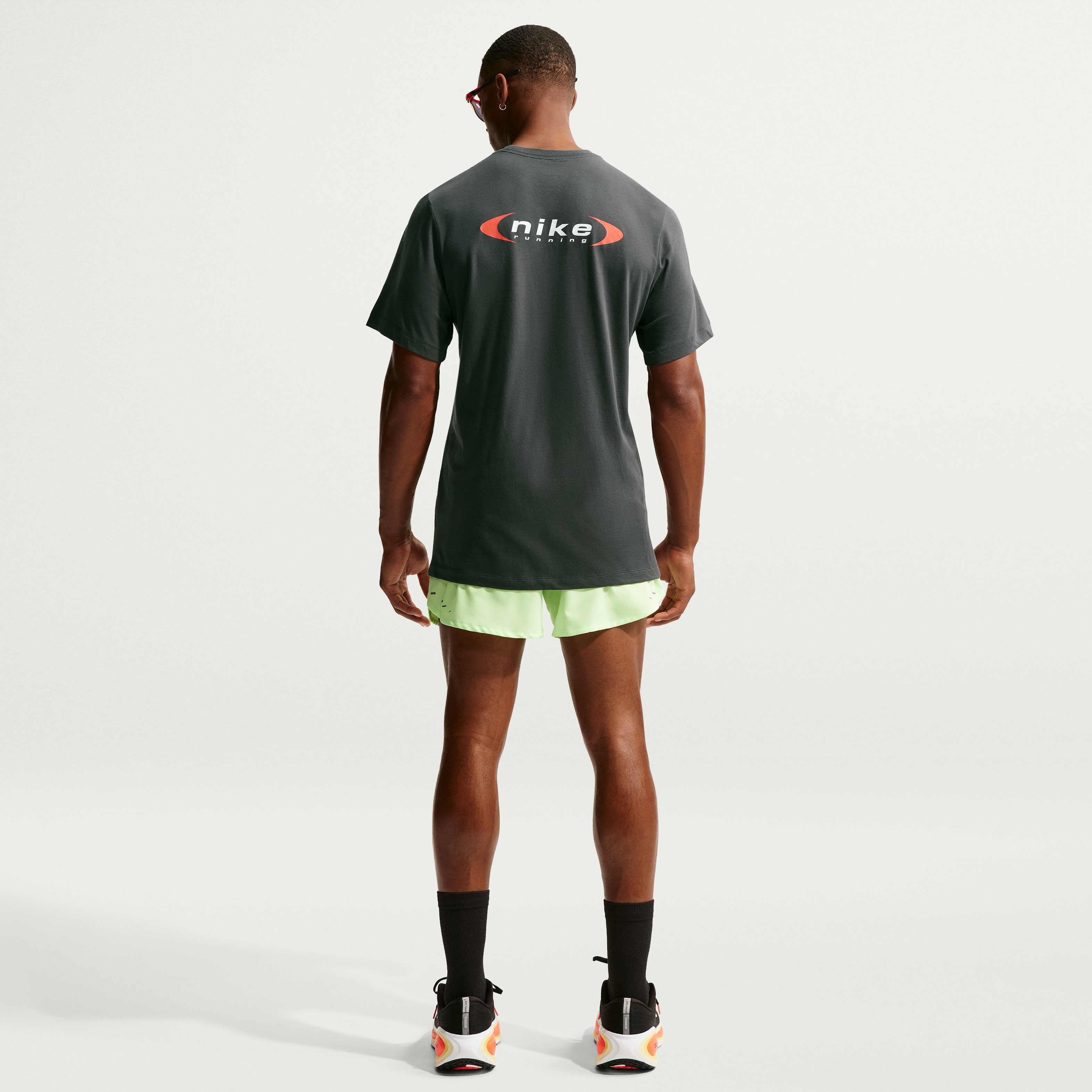 نايكي ريترو image number 4