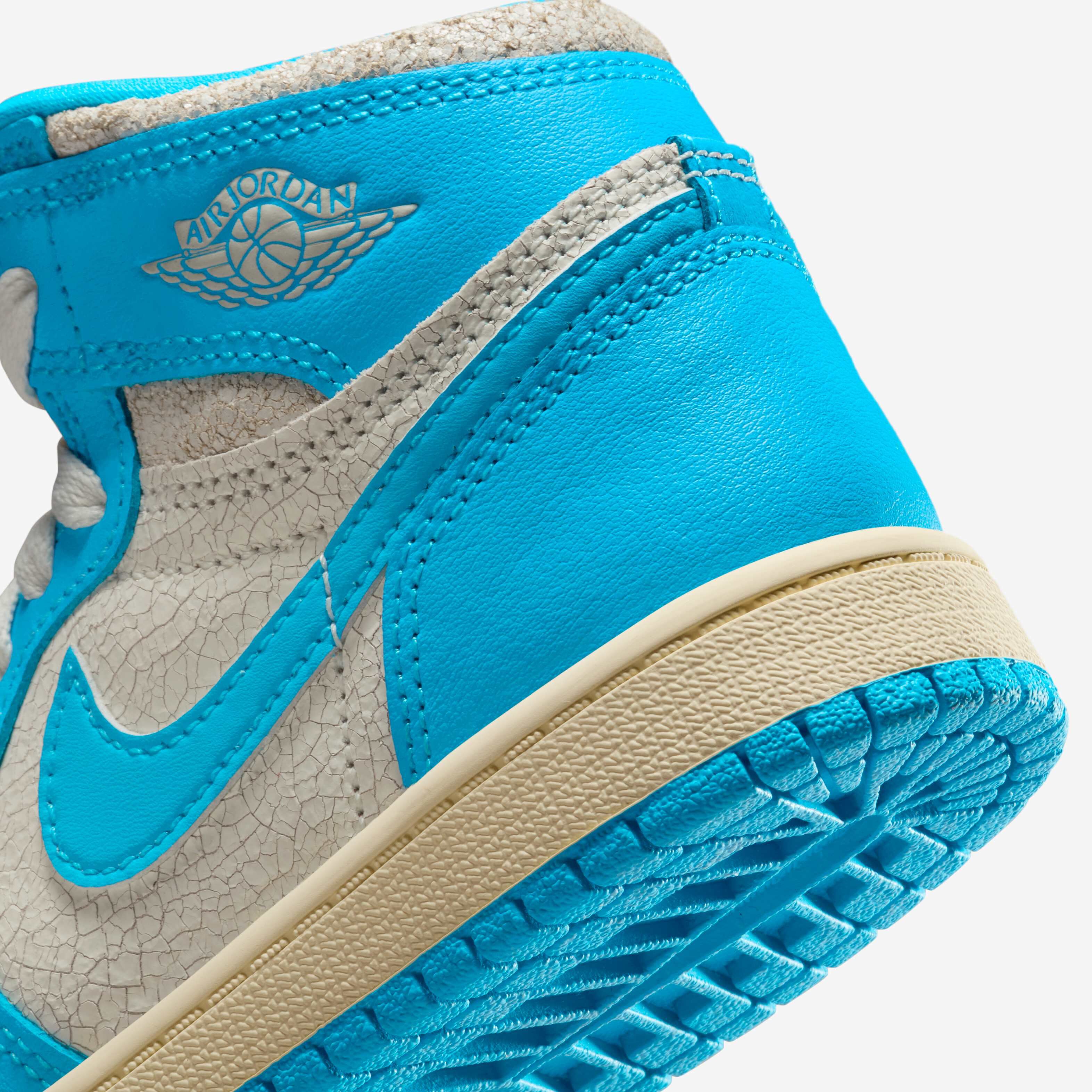 Jordan 1 Retro High OG 'Midnight Navy' image number 7