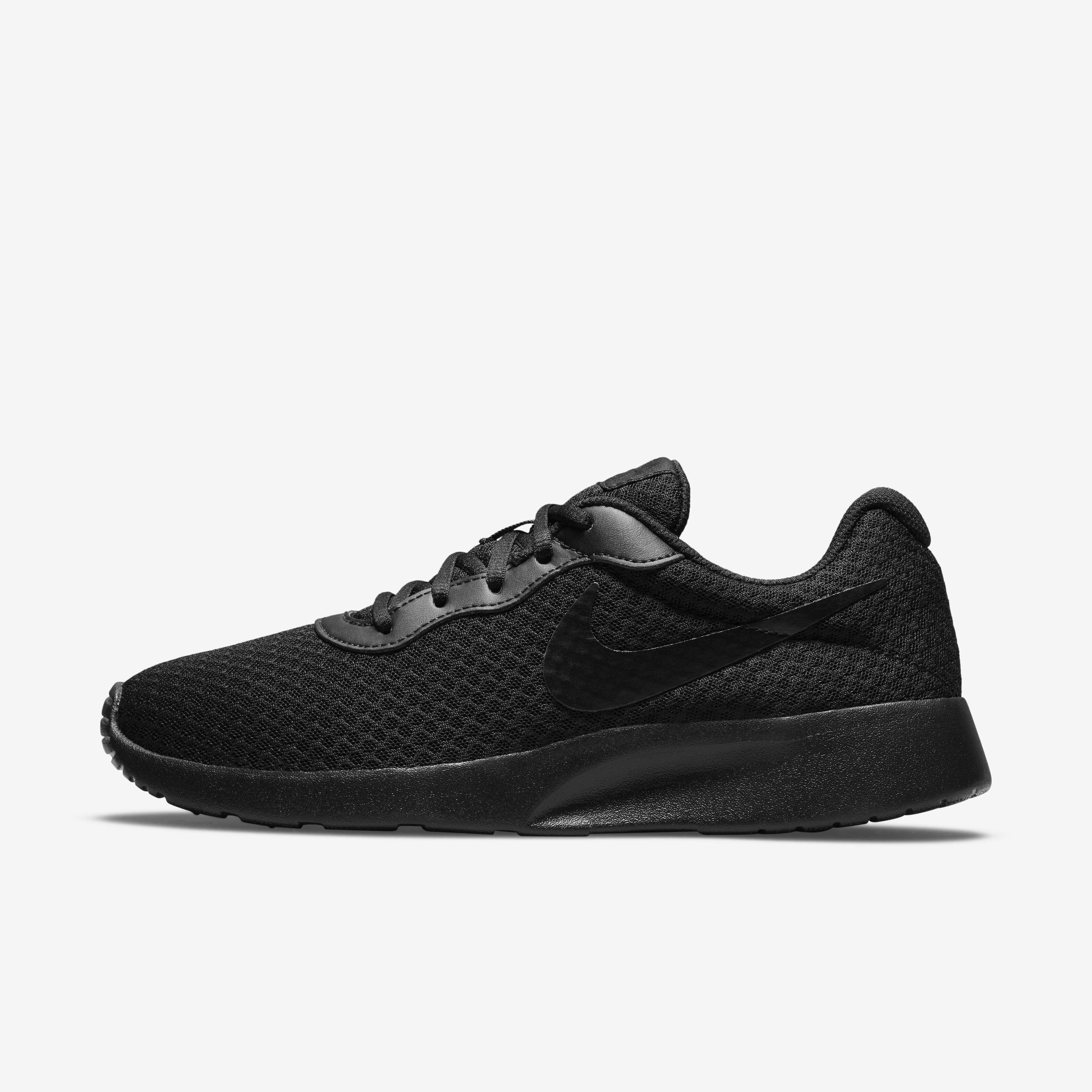 Nike tanjun women's fitness walking shoes - black 2025