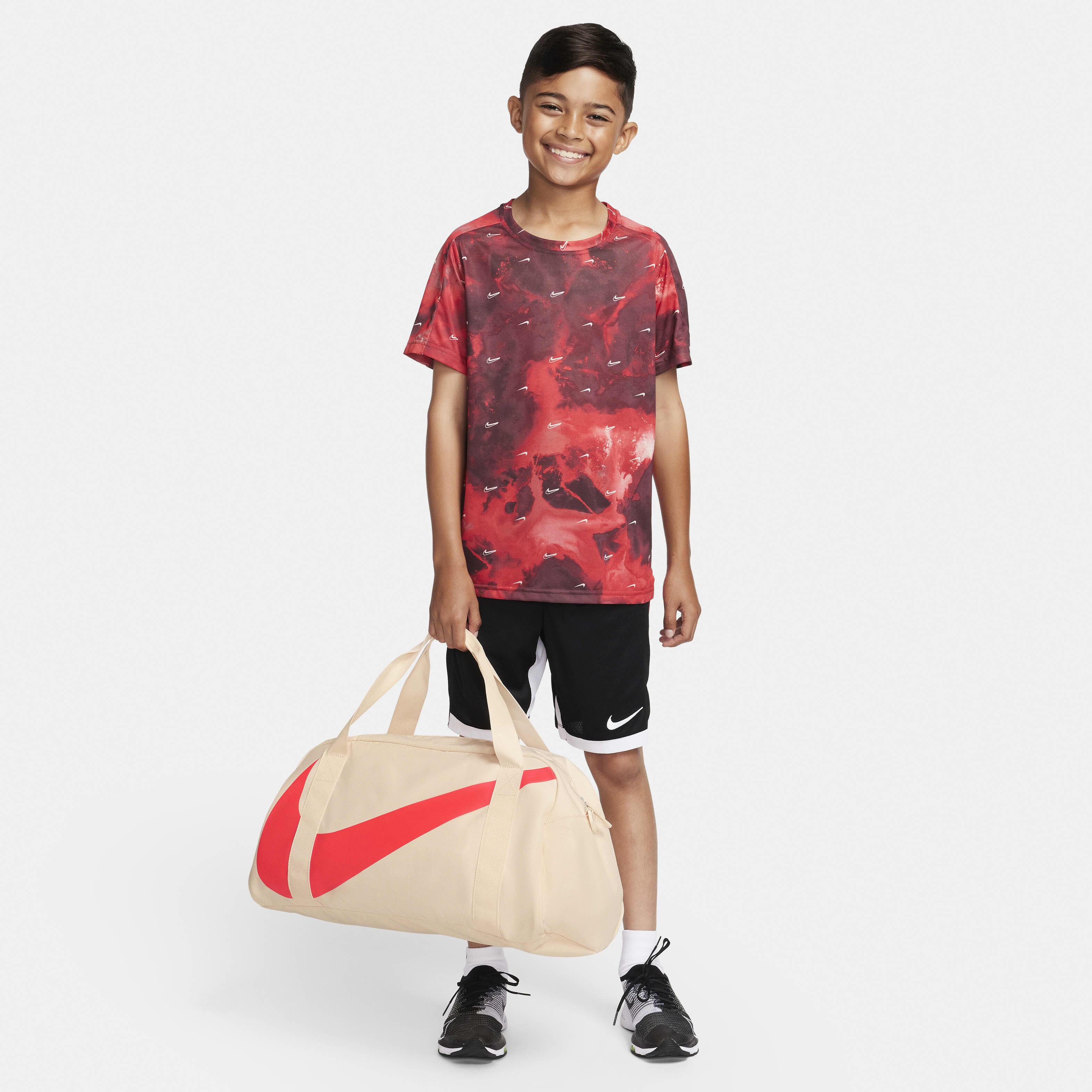 نايكي جيم كلوب image number 8