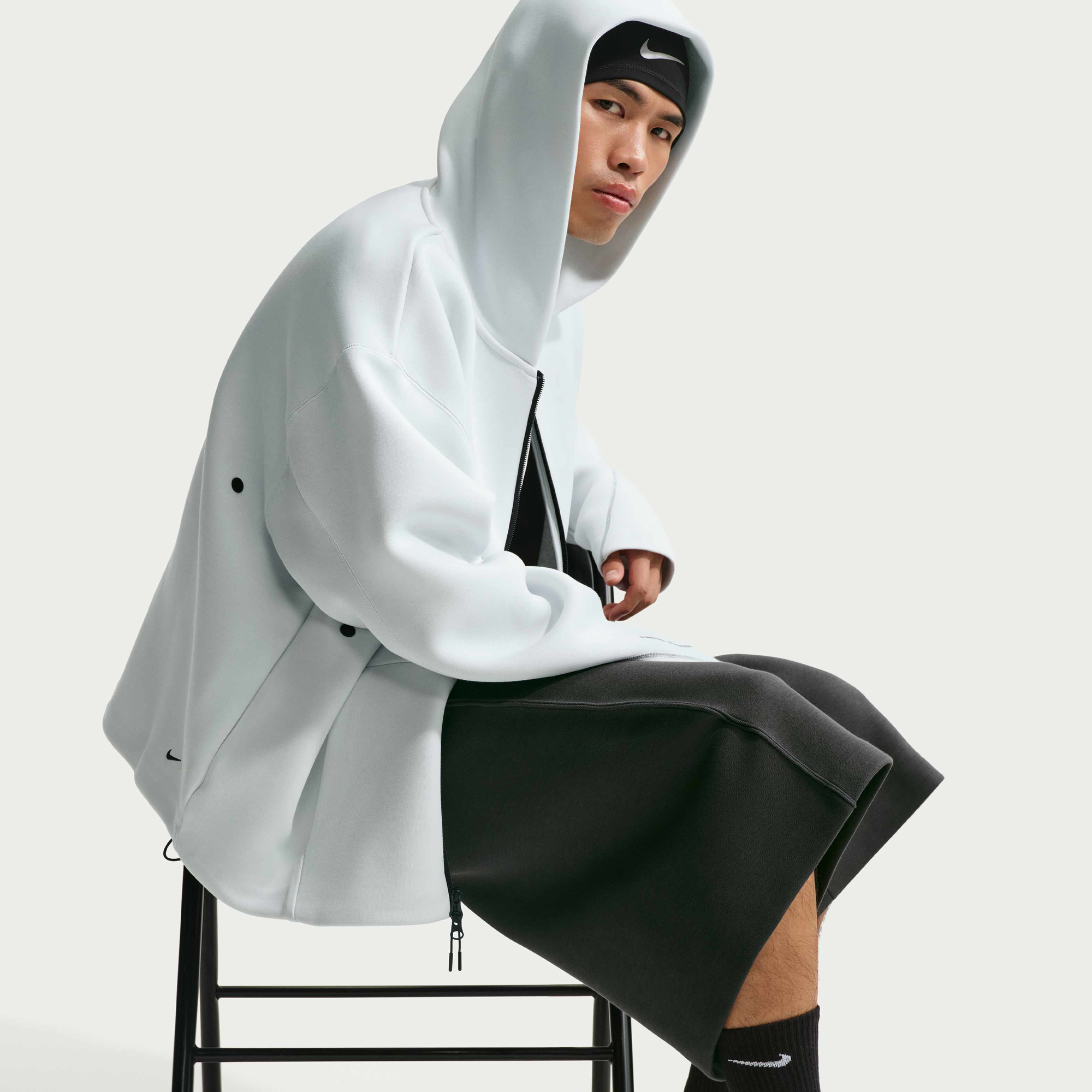 Zoom image