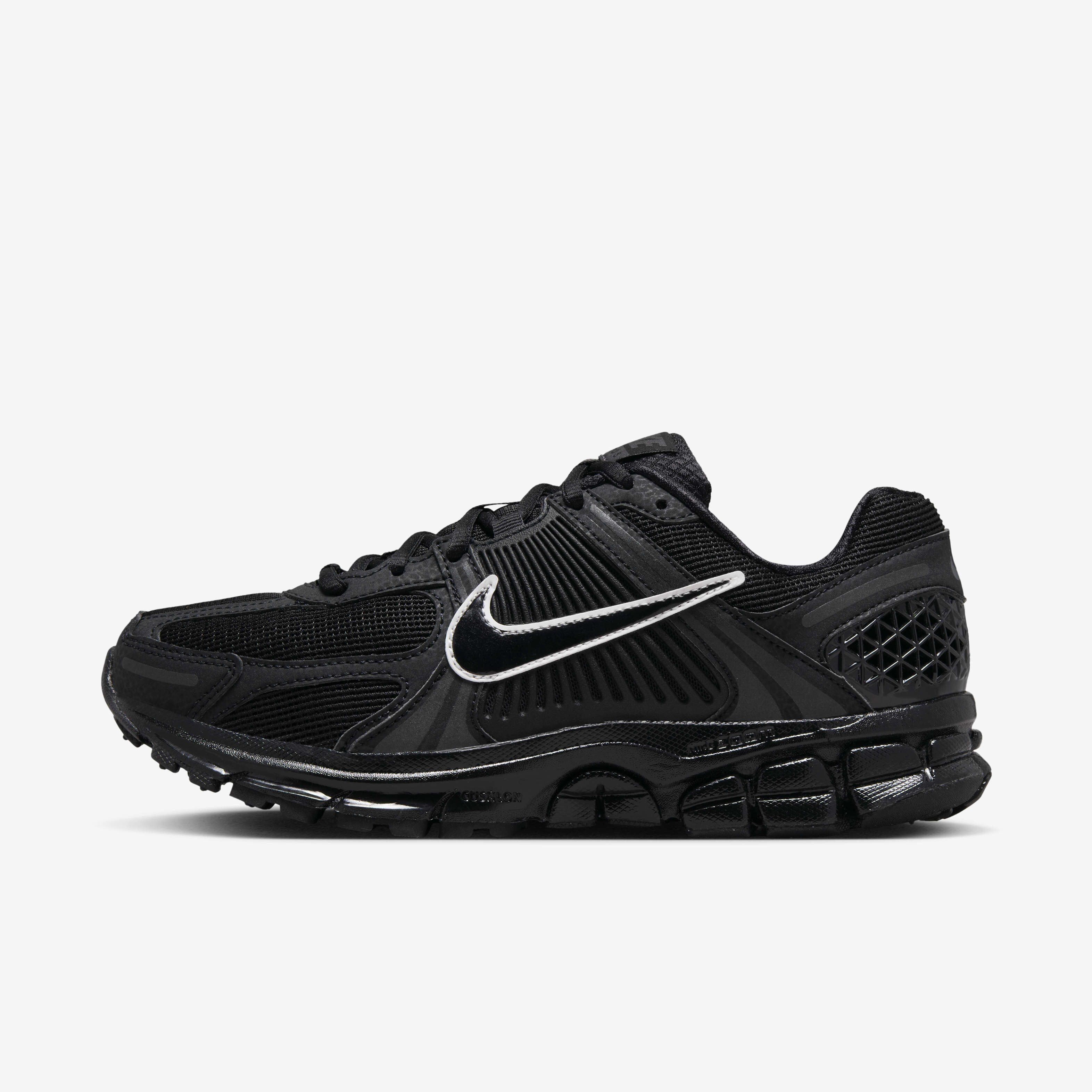Shop Vomero Running Shoes Online In UAE Nike Running Shoes