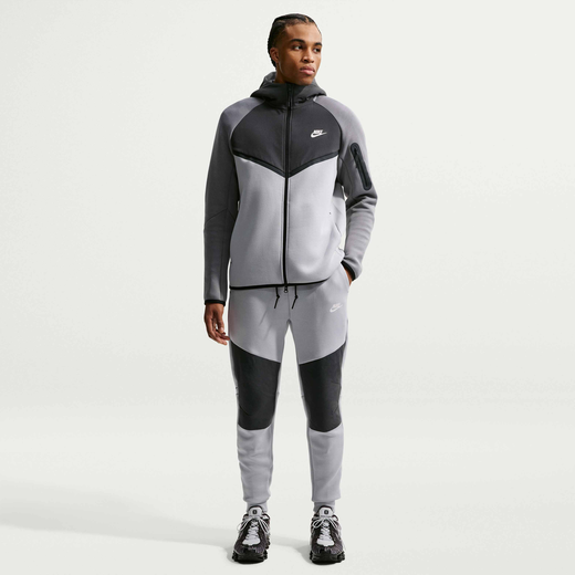 Nike Tech
