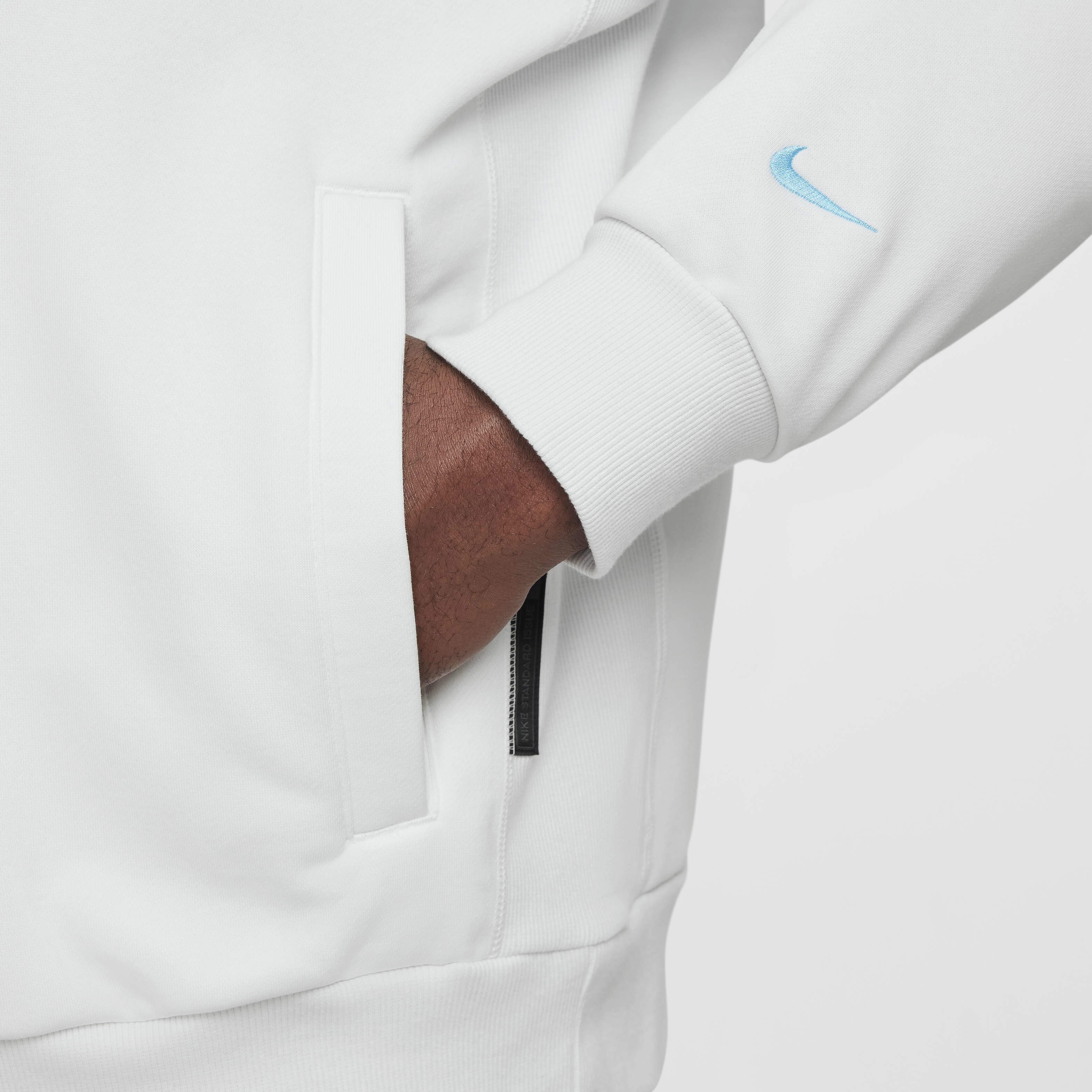 LeBron Standard Issue image number 15