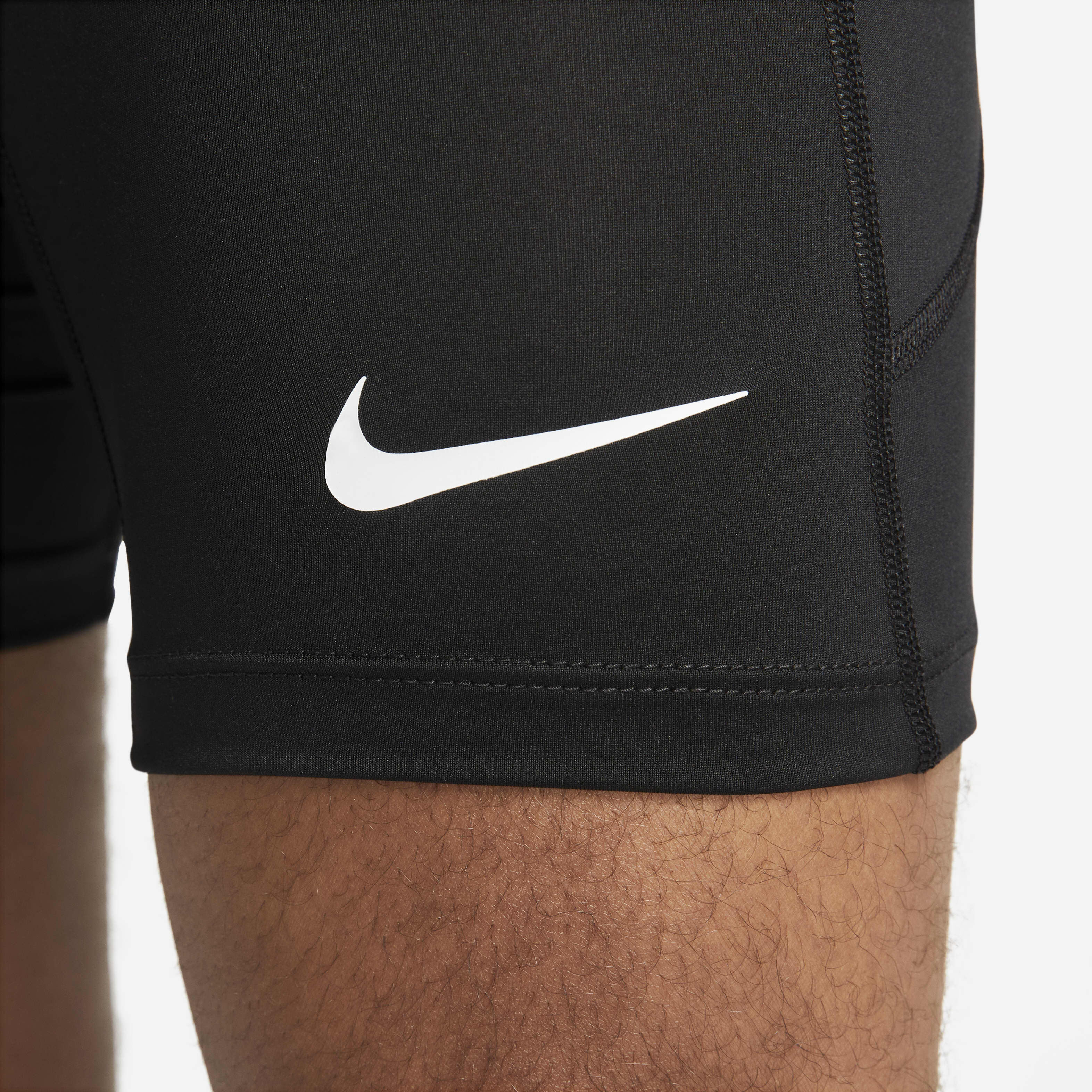 Nike Pro image number 4