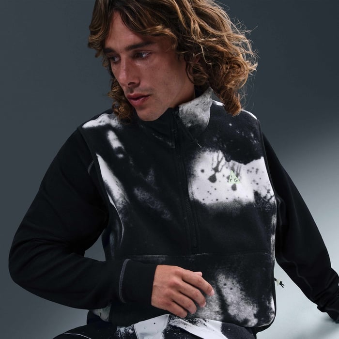 نايكي AGC "وولف تري" image number 2 نايكي AGC "وولف تري" image number 2